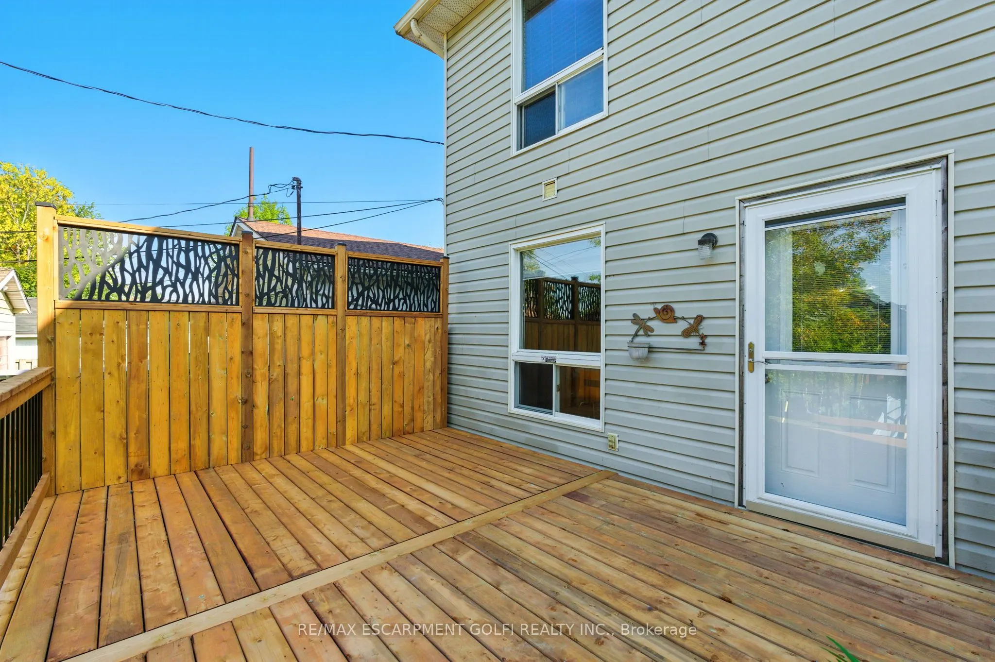 386 Navy Street