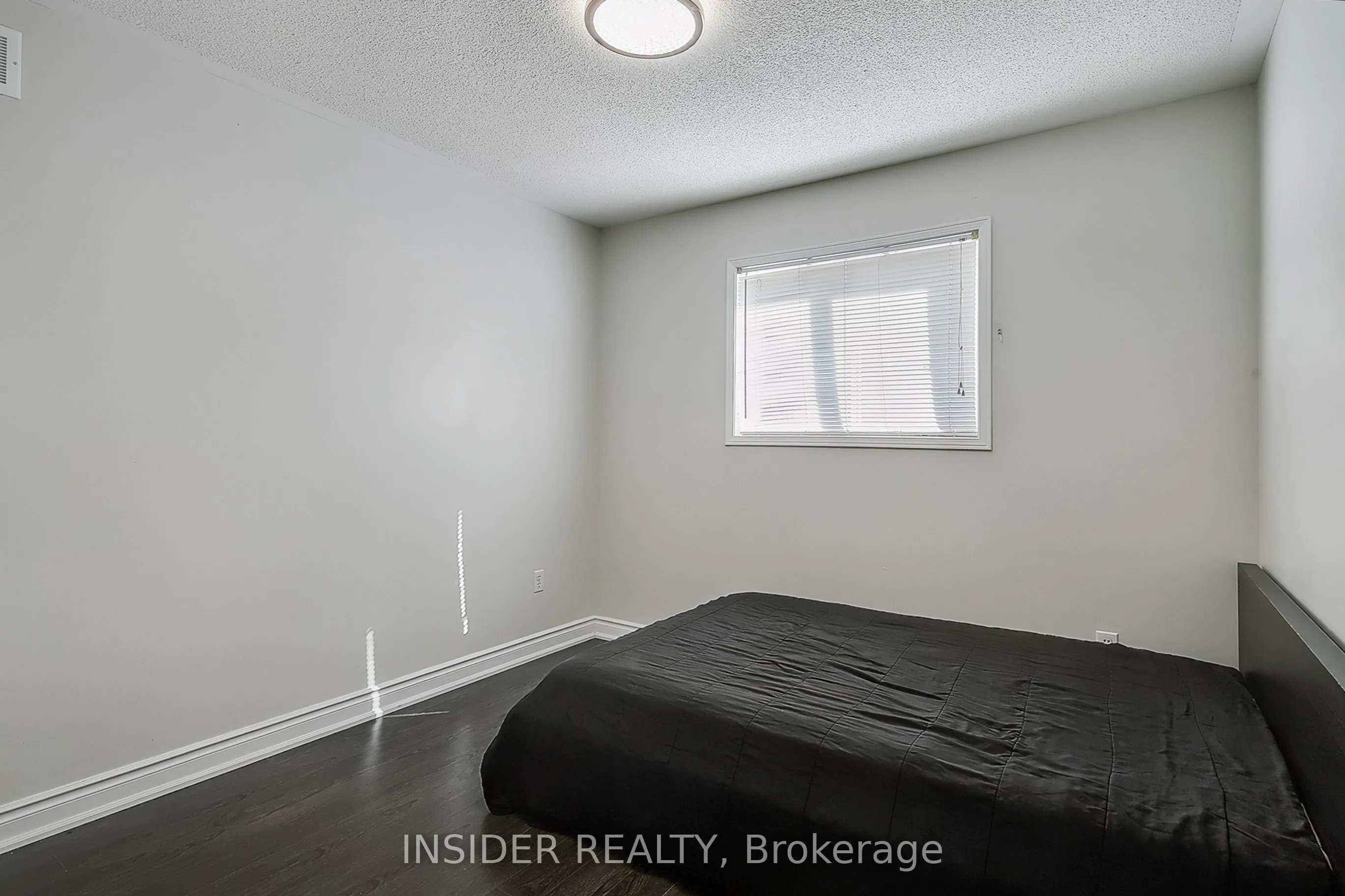 35 Langlaw Drive