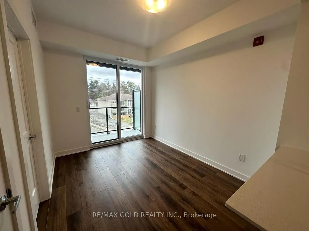 312 Erb Street, #314