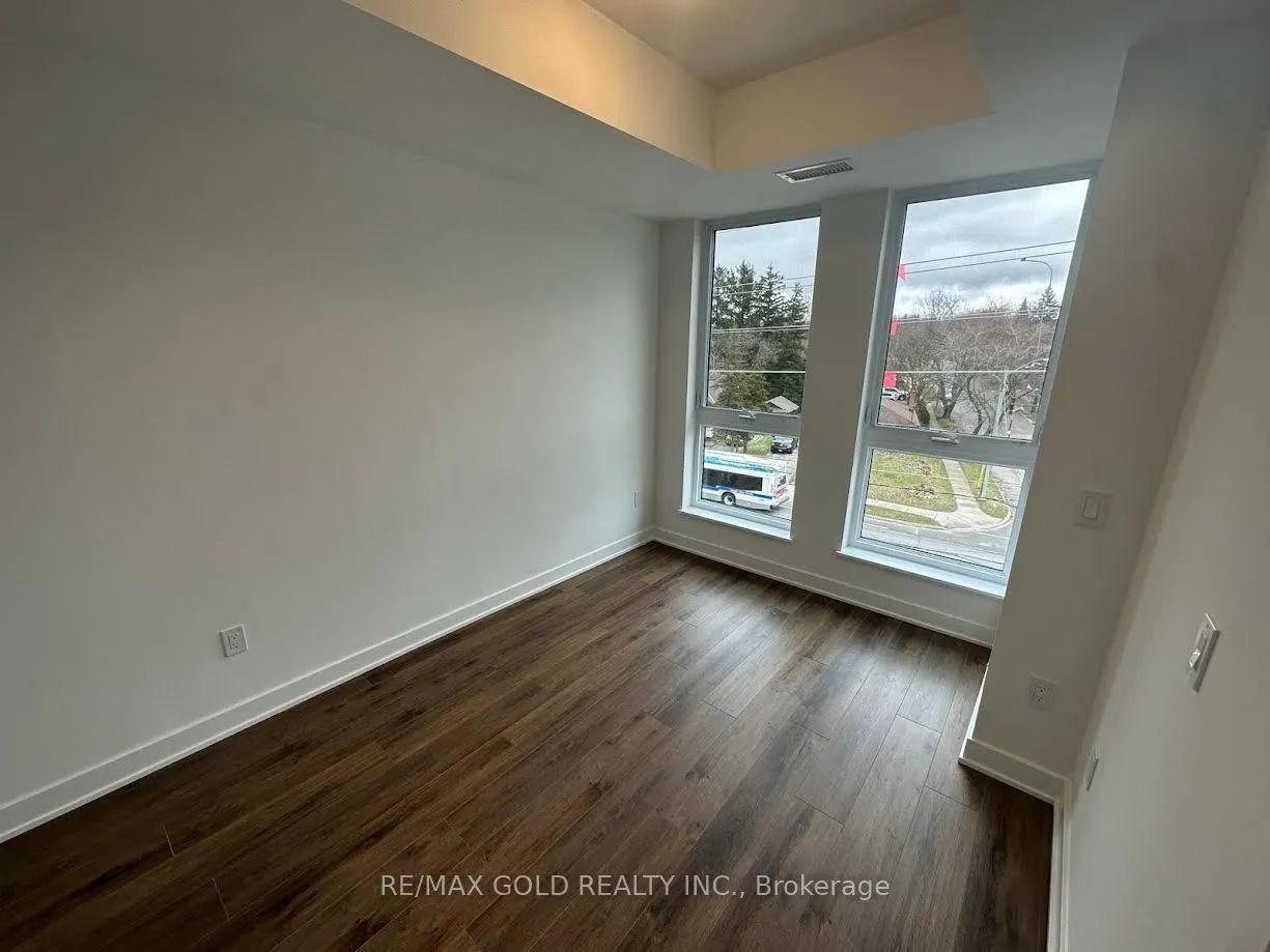 312 Erb Street, #314