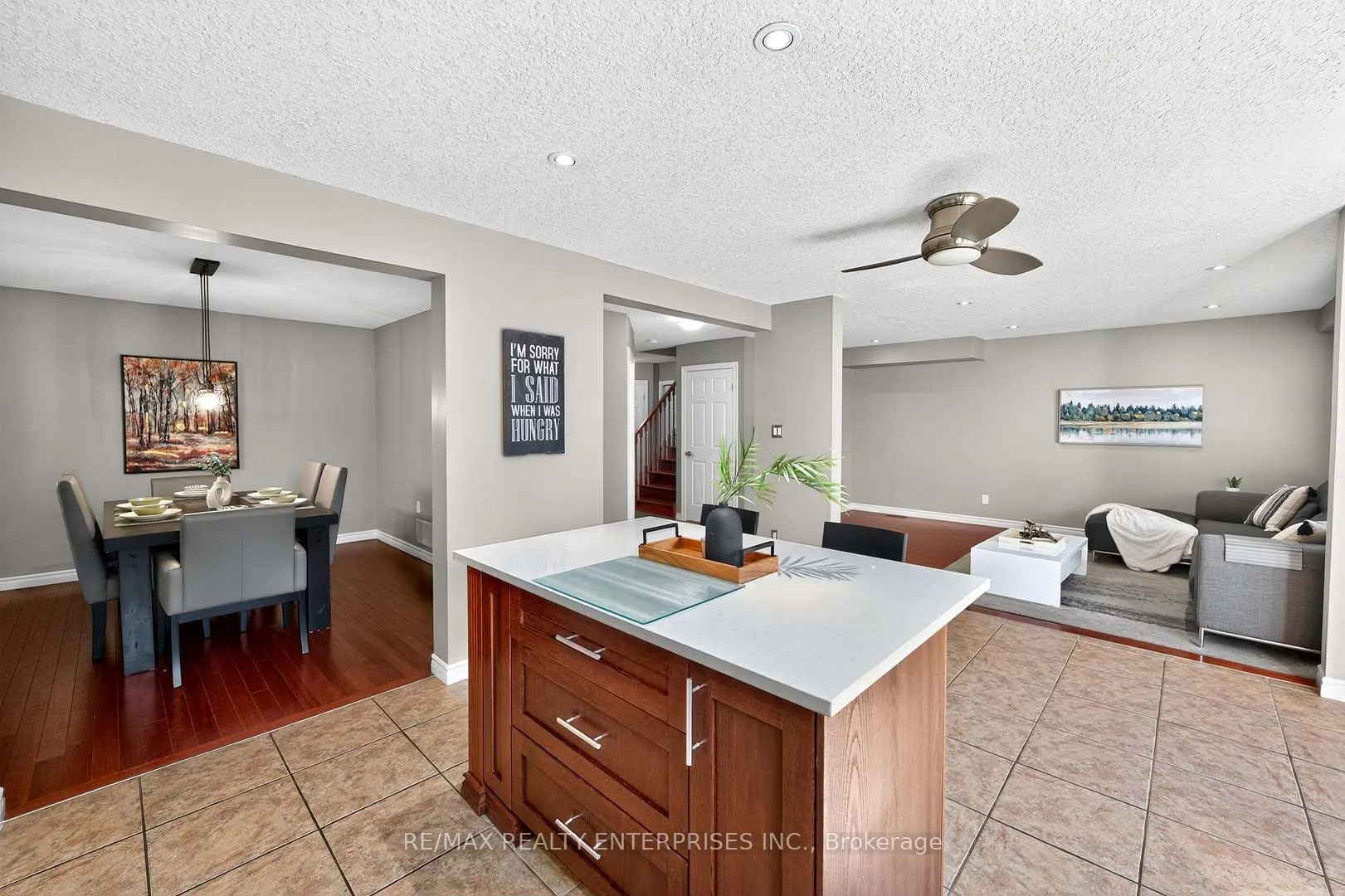 1366 Upper Paradise Road