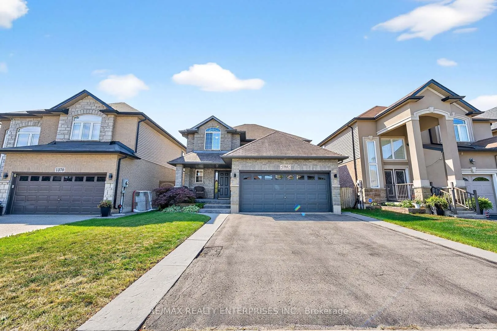 1366 Upper Paradise Road