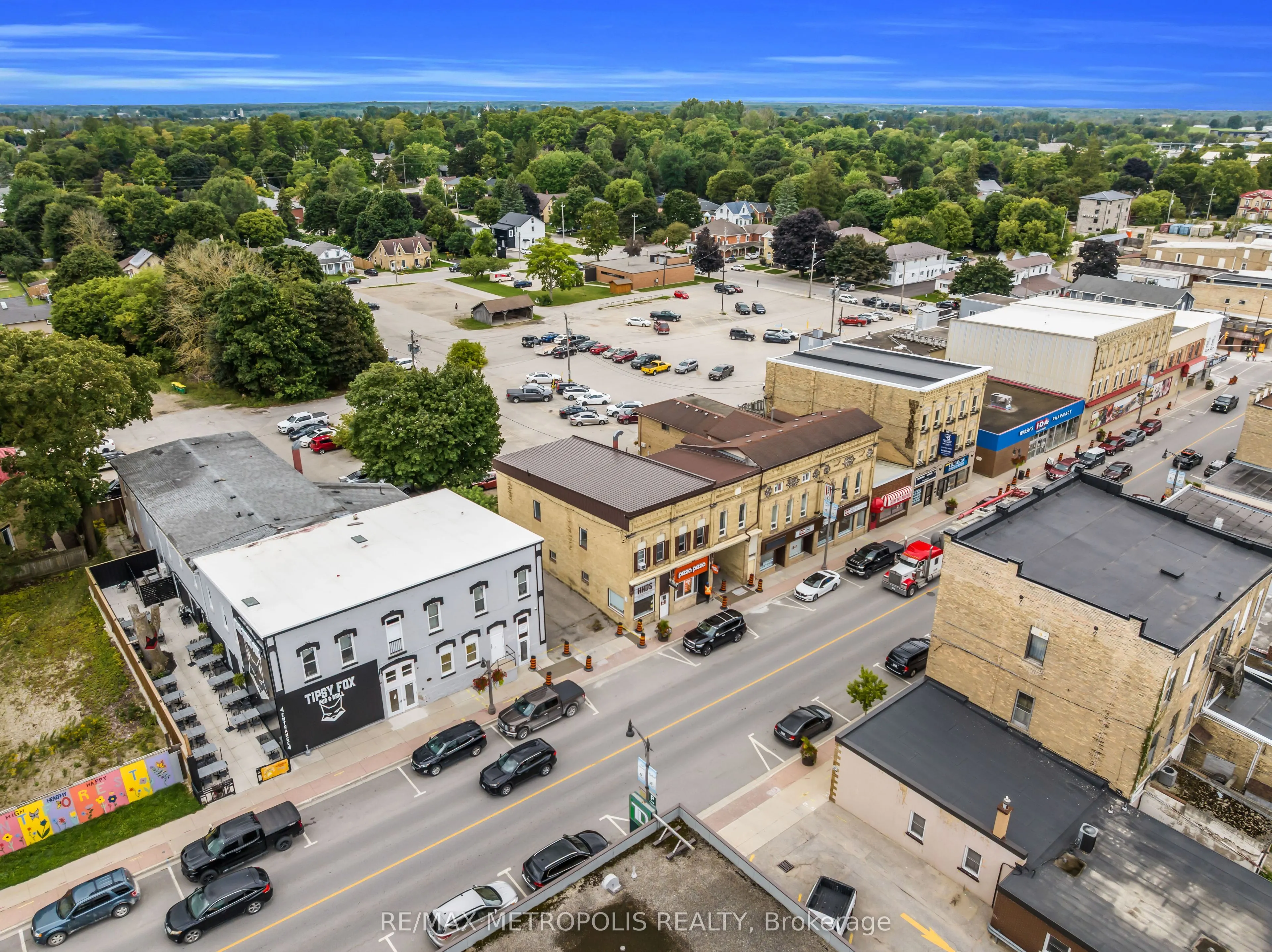 181 Main Street S