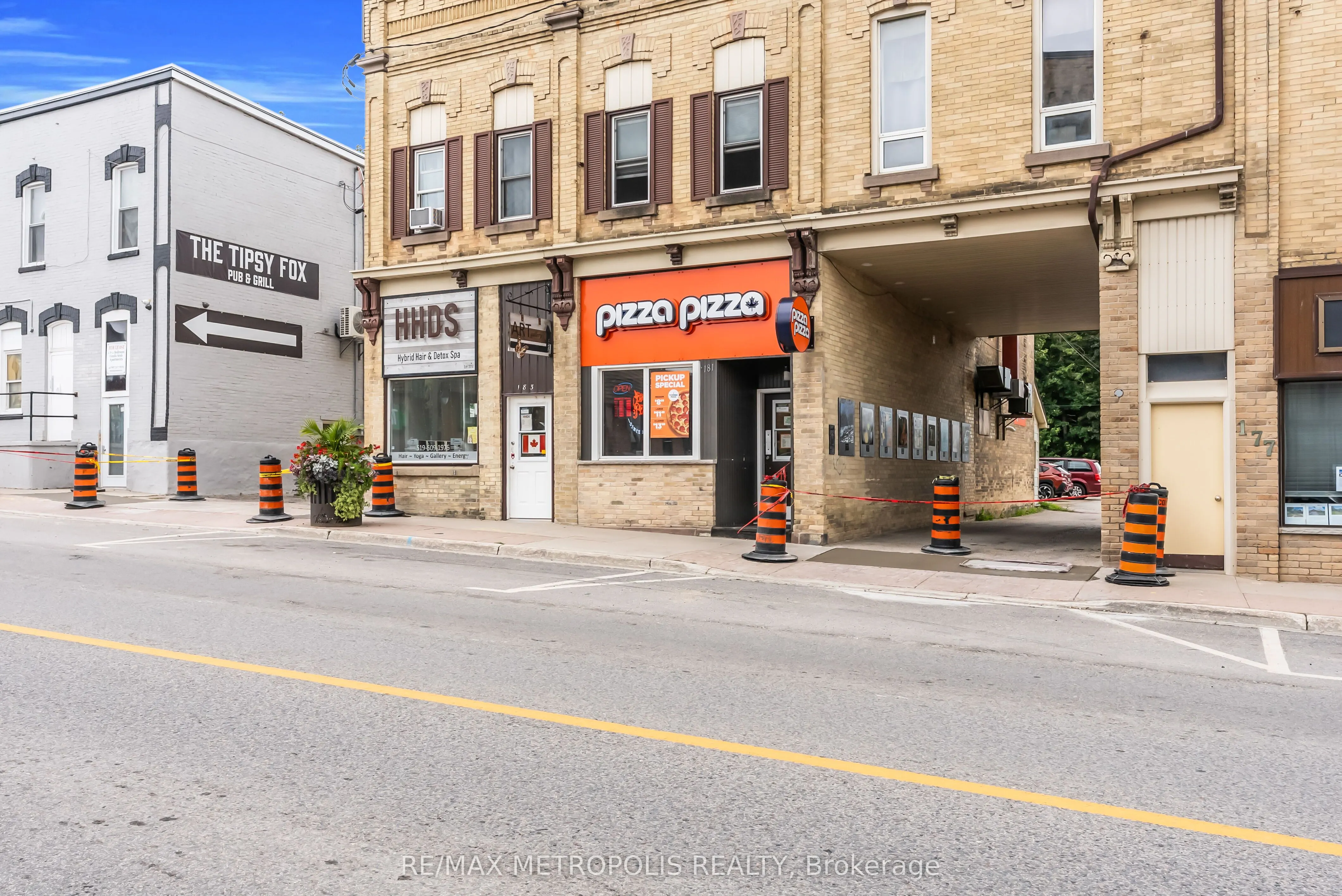 181 Main Street S