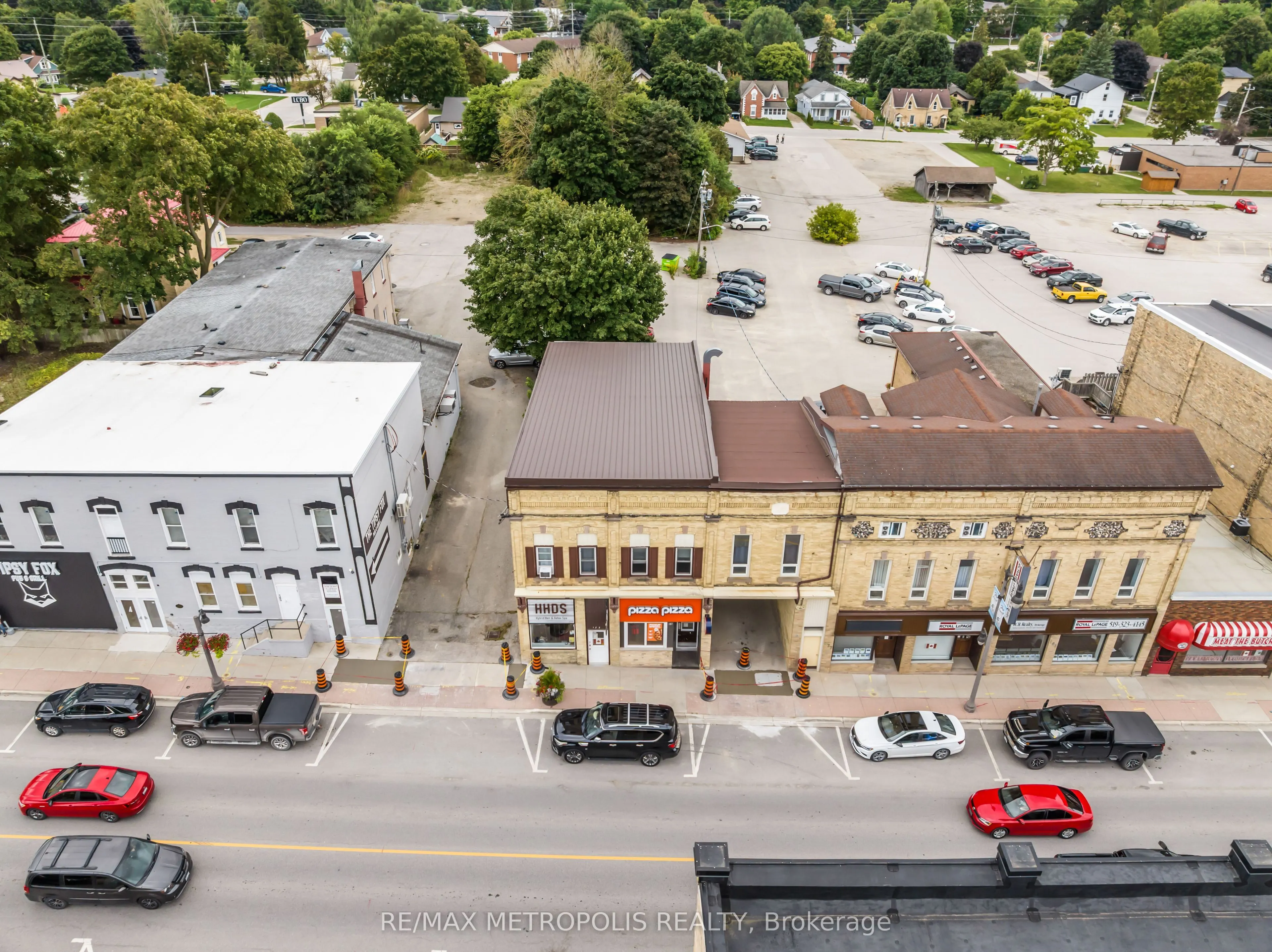 181 Main Street S