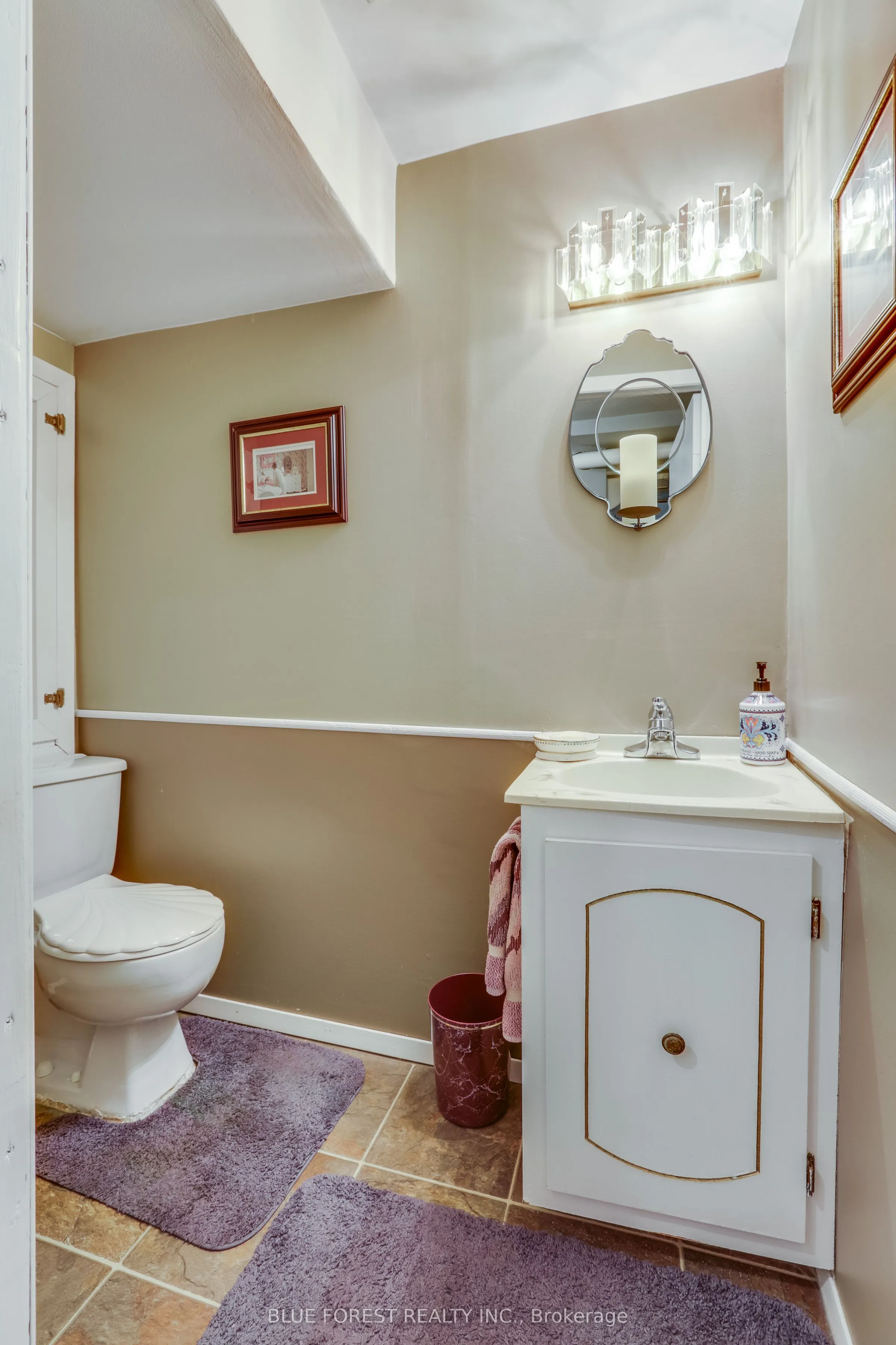 6 Ashbury Avenue