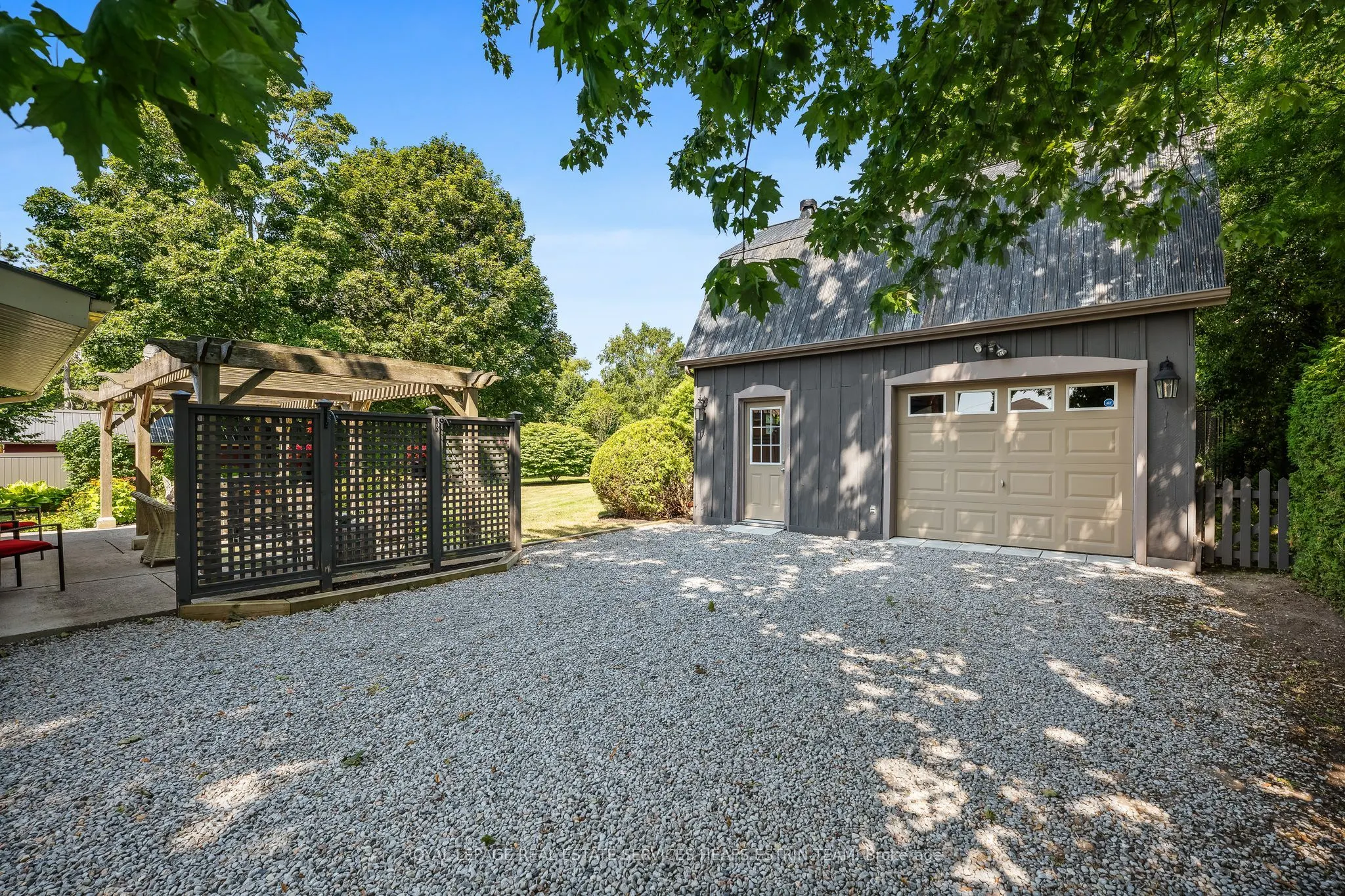 332 Ridout Street