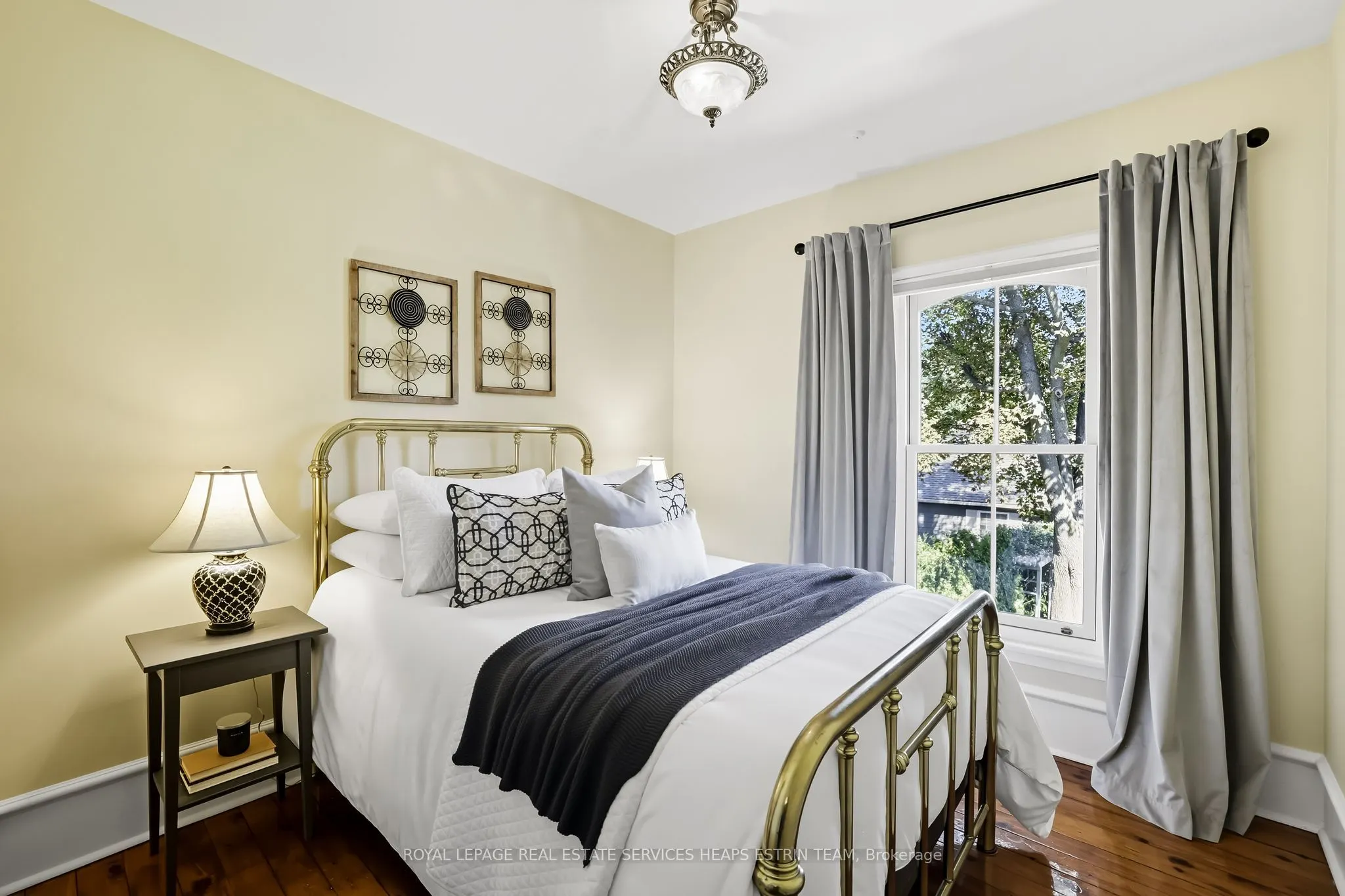 332 Ridout Street