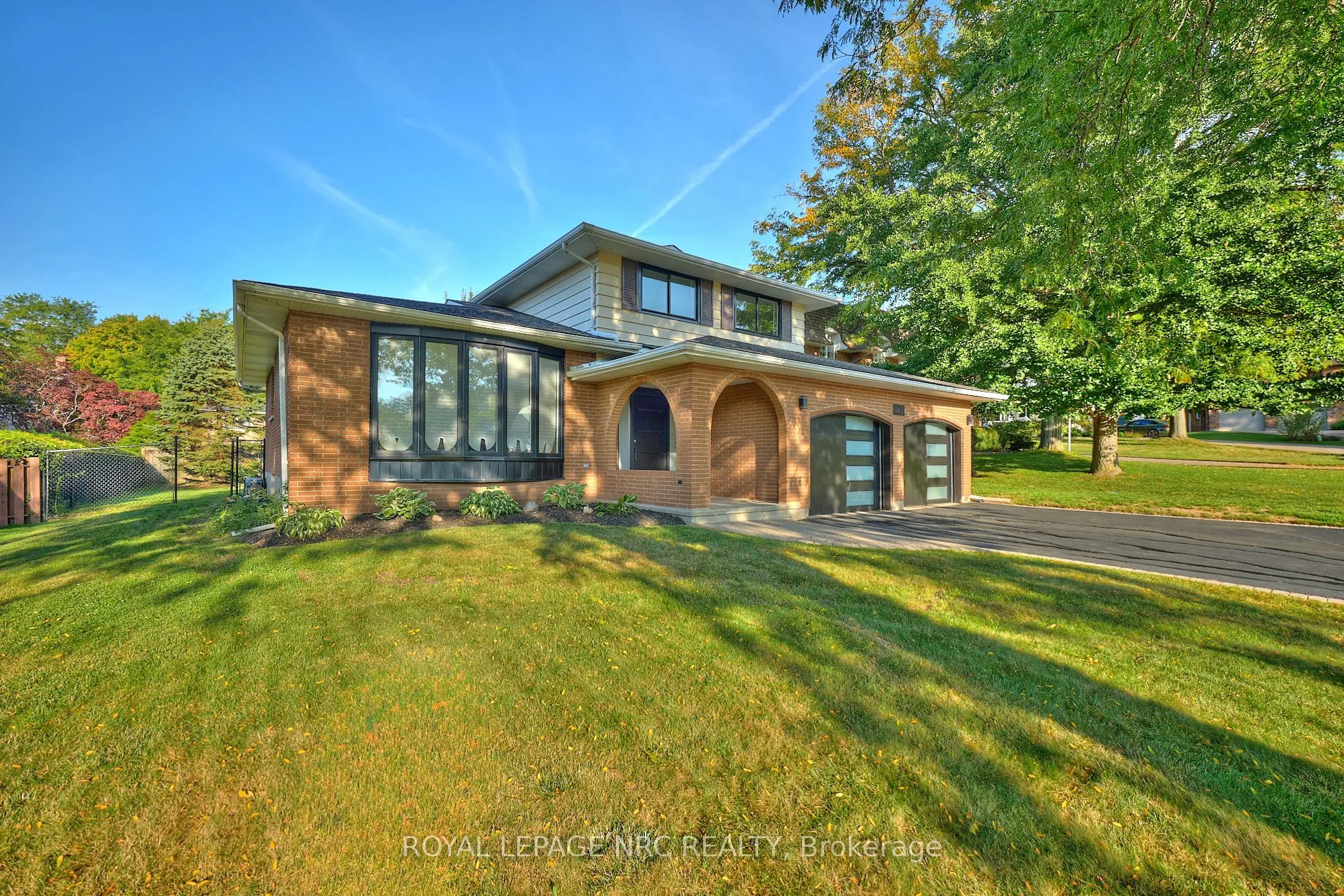 10 WILLOWDALE Court
