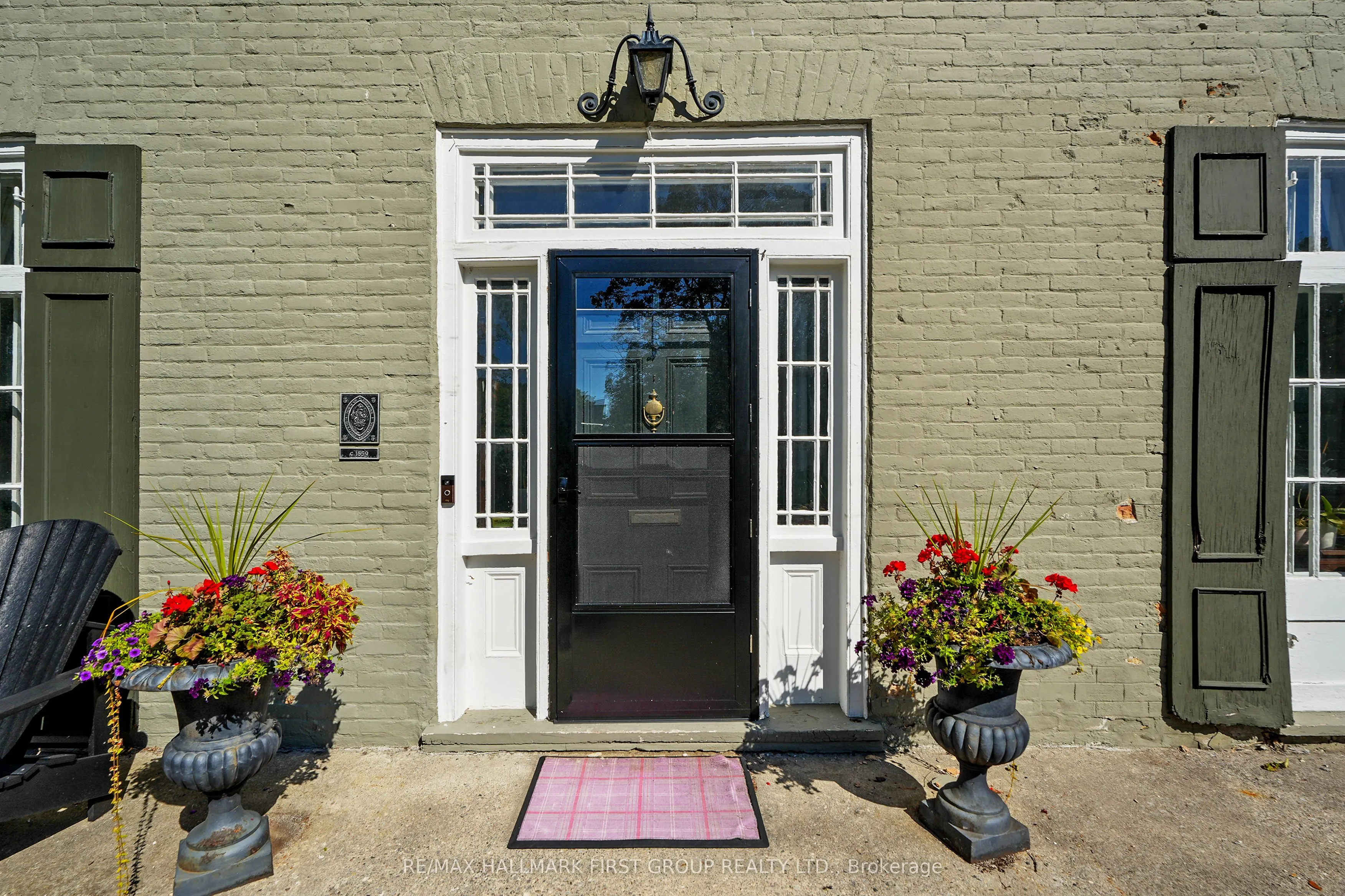 308 Henry Street
