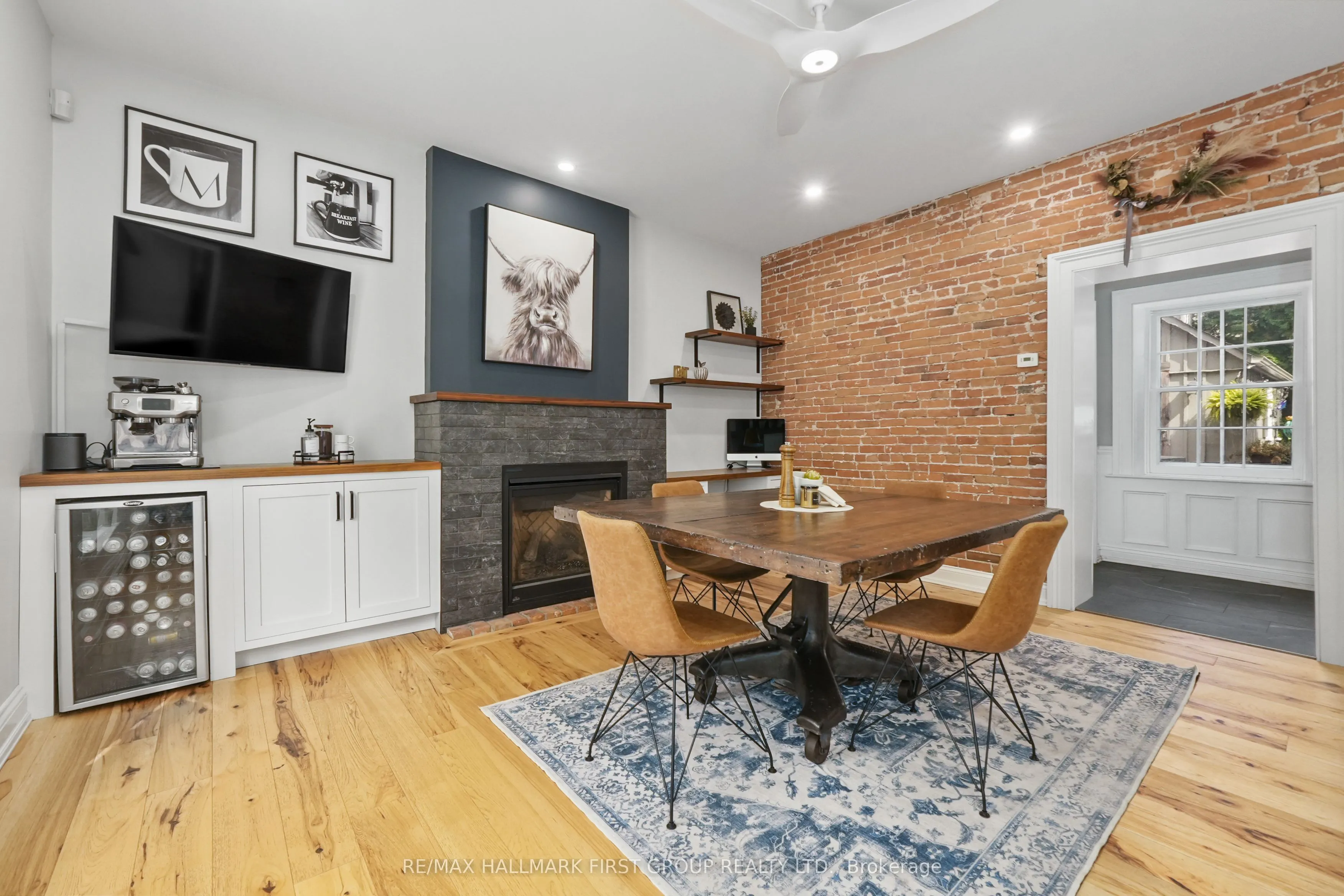 308 Henry Street