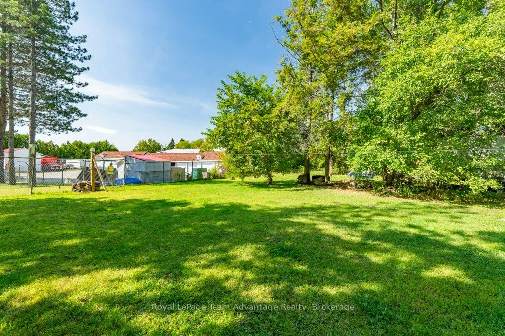 32 Waubeek Street