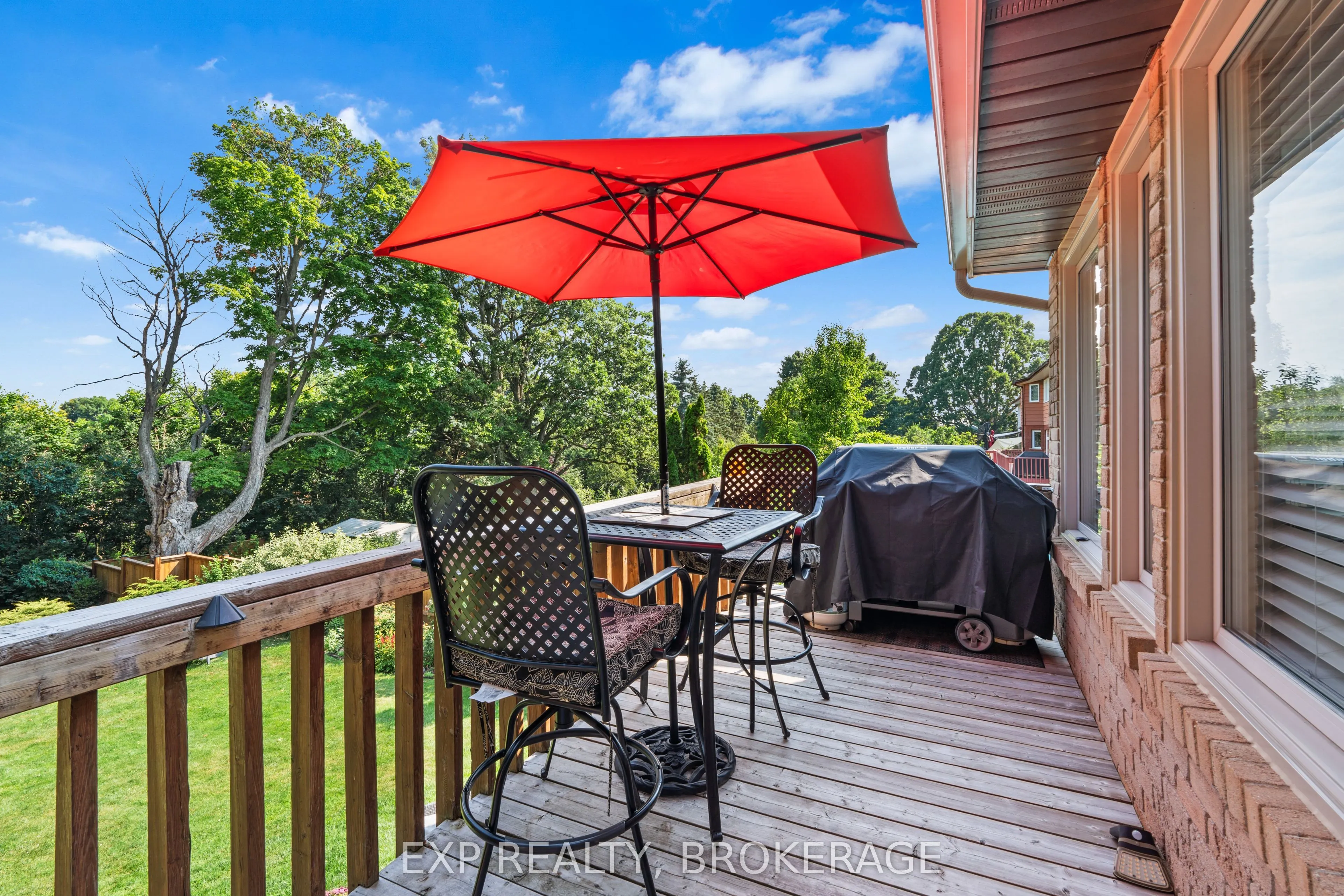 564 BRAESIDE Crescent