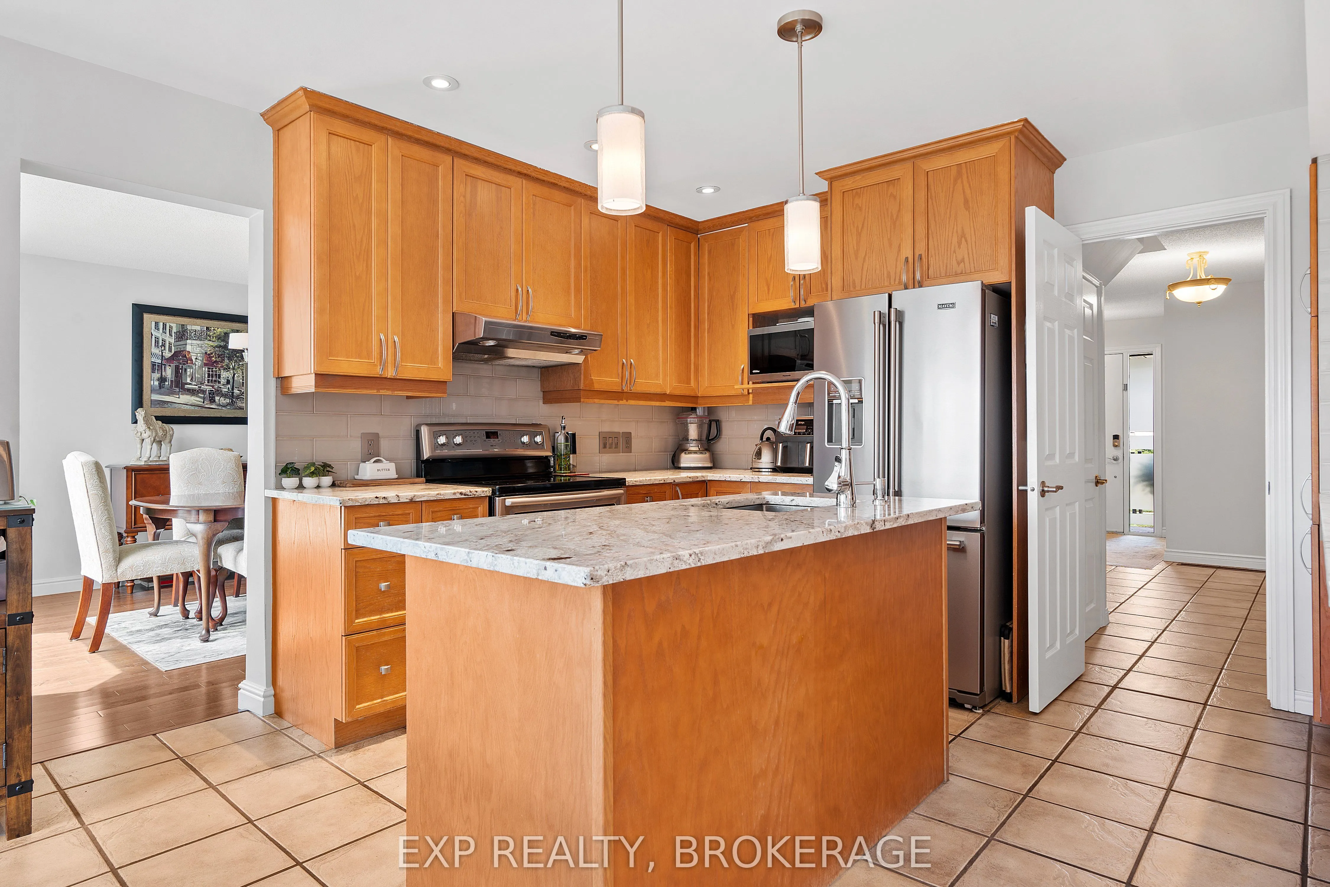 564 BRAESIDE Crescent