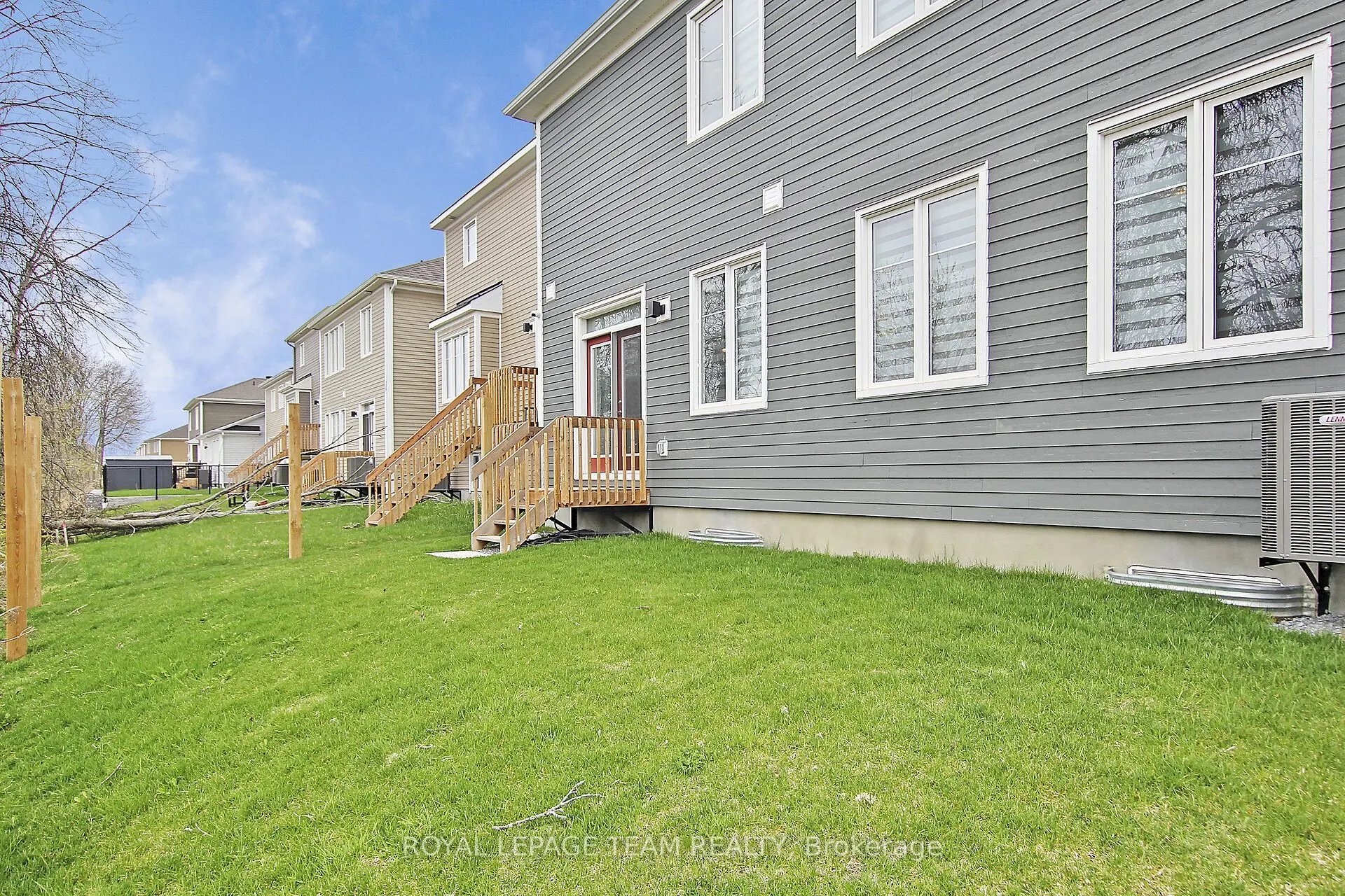 248 PURSUIT Terrace