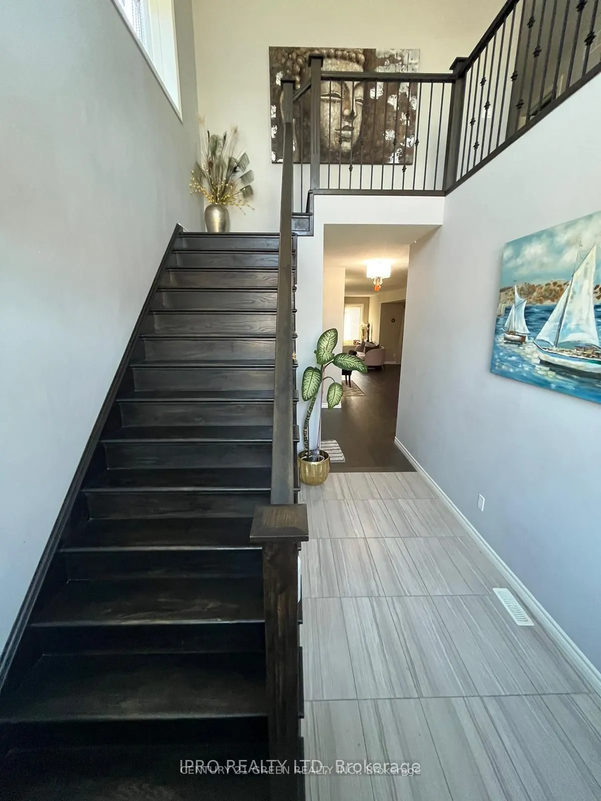 1314 Dyer Crescent