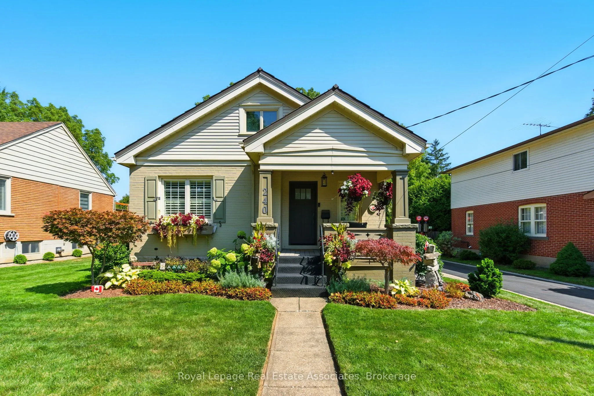 240 Mill Street N