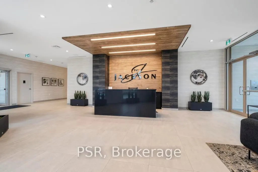 2750 King Street E, #215