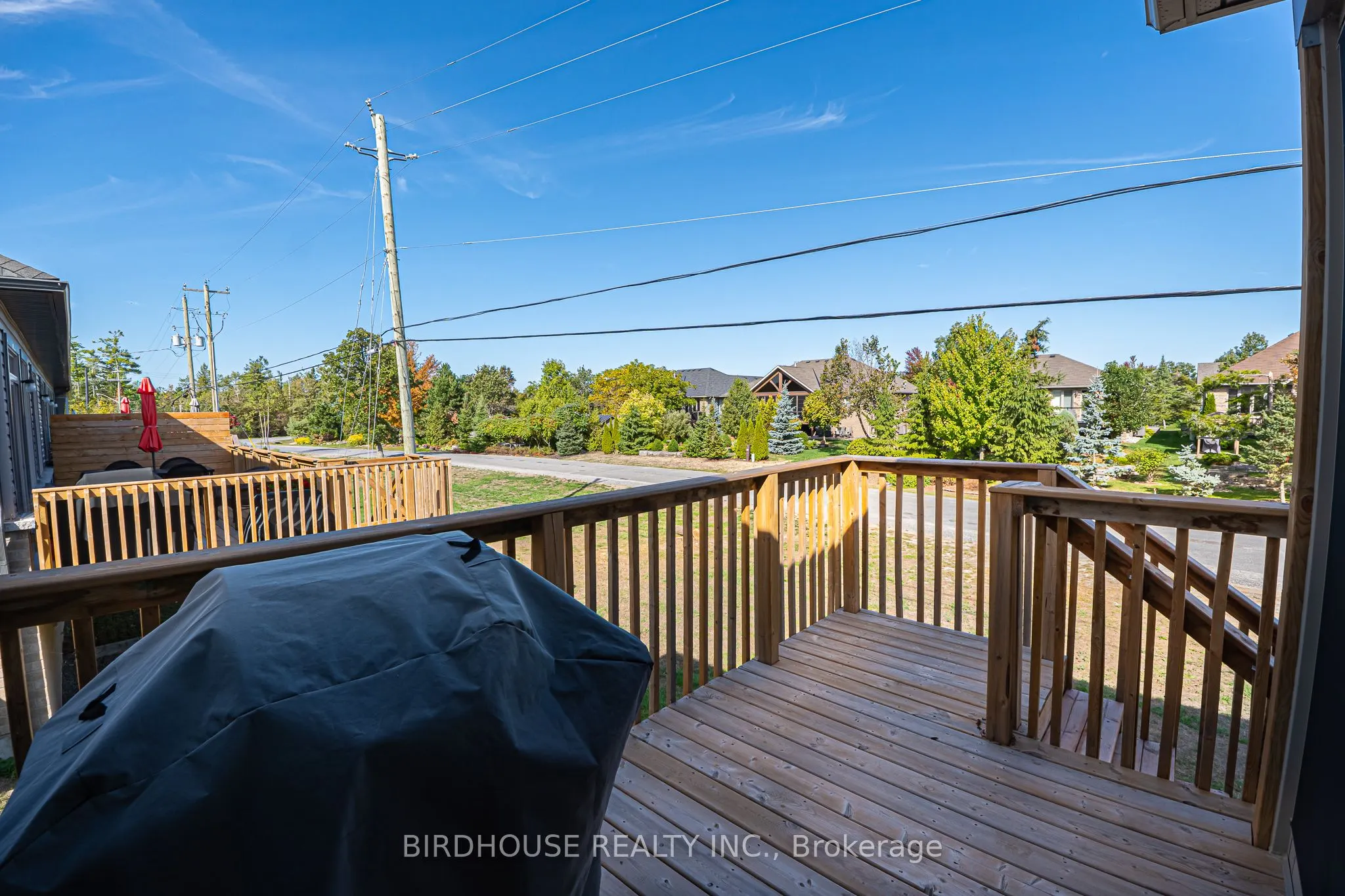 17 Lakewood Crescent, #7