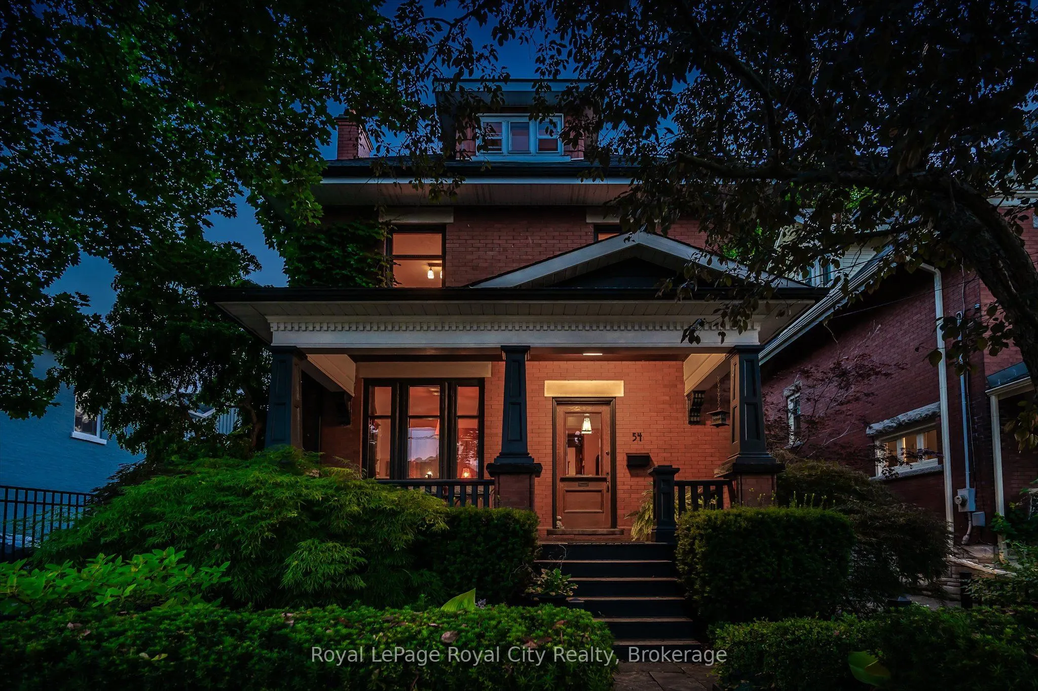 54 Clinton Street