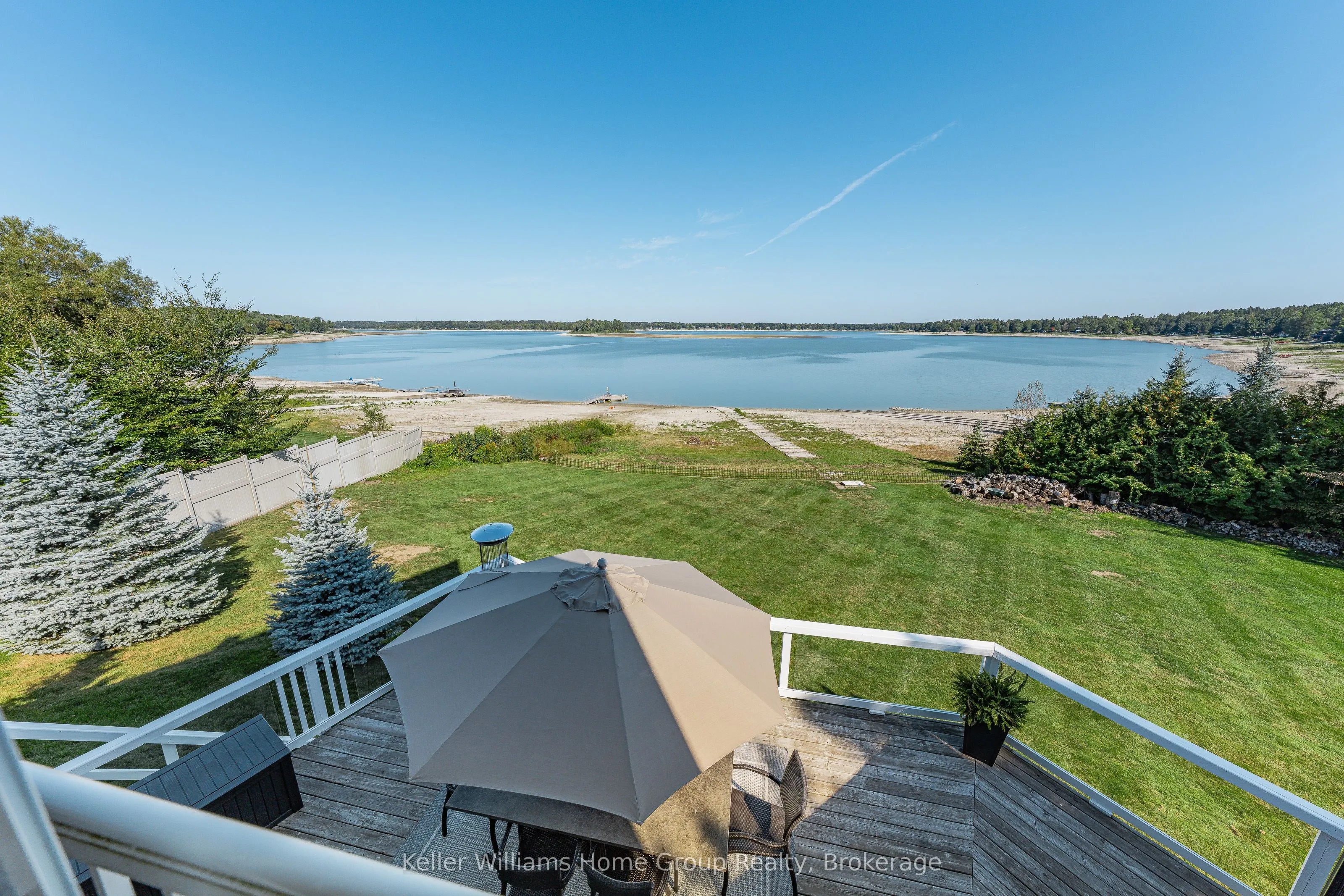 137 RENNIE Boulevard