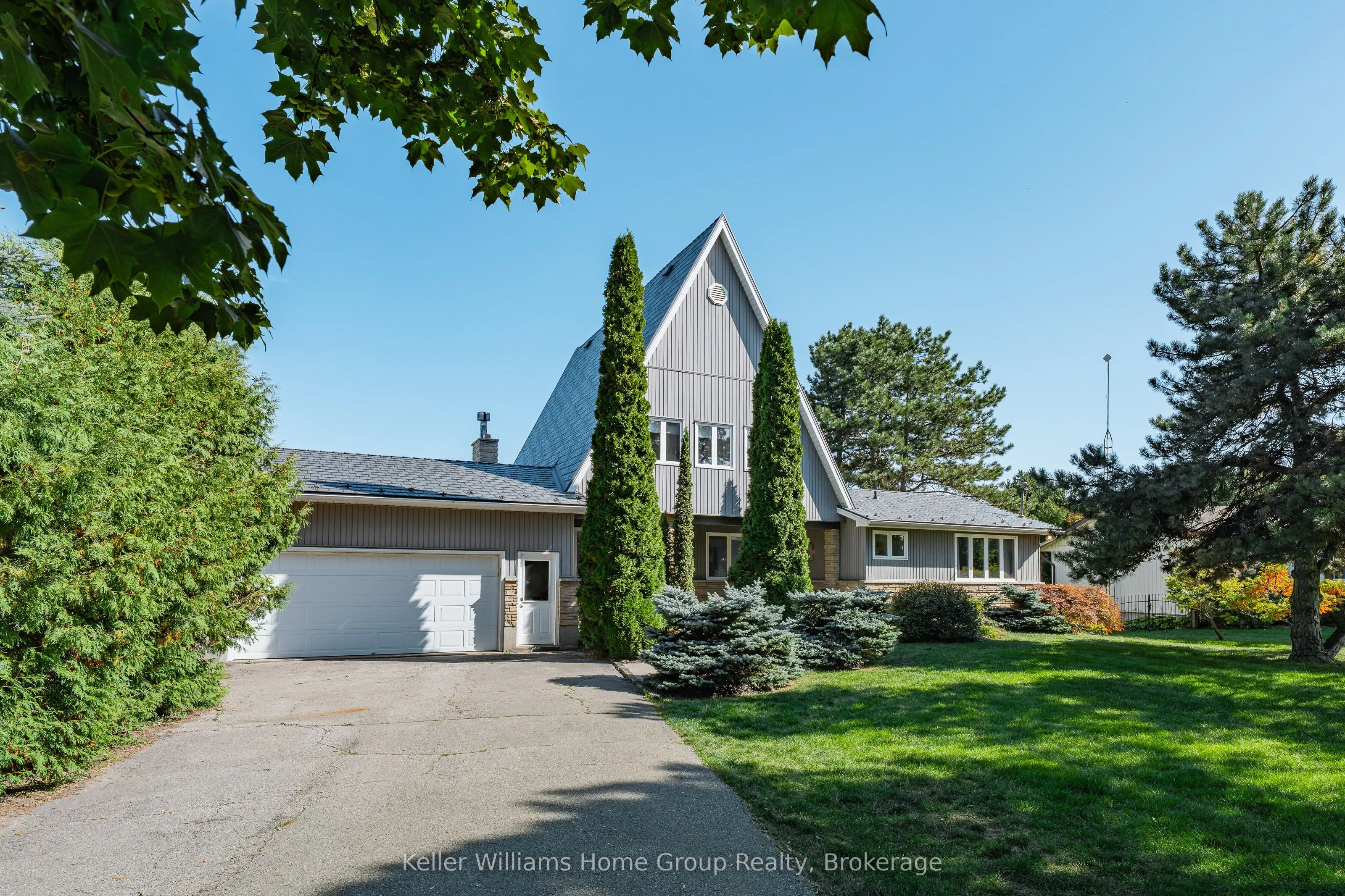 137 RENNIE Boulevard
