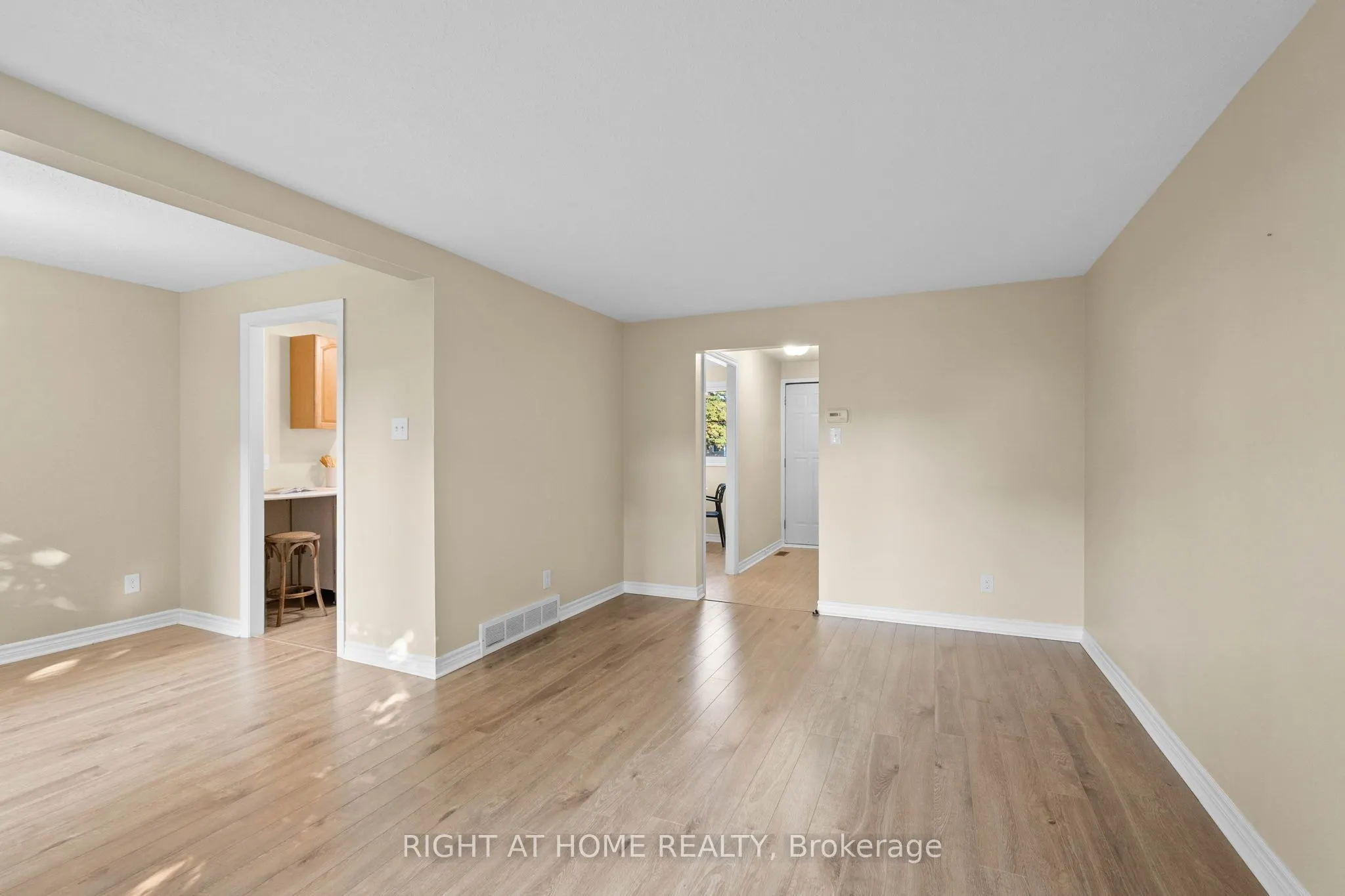235 THISTLEDOWN Court, #29