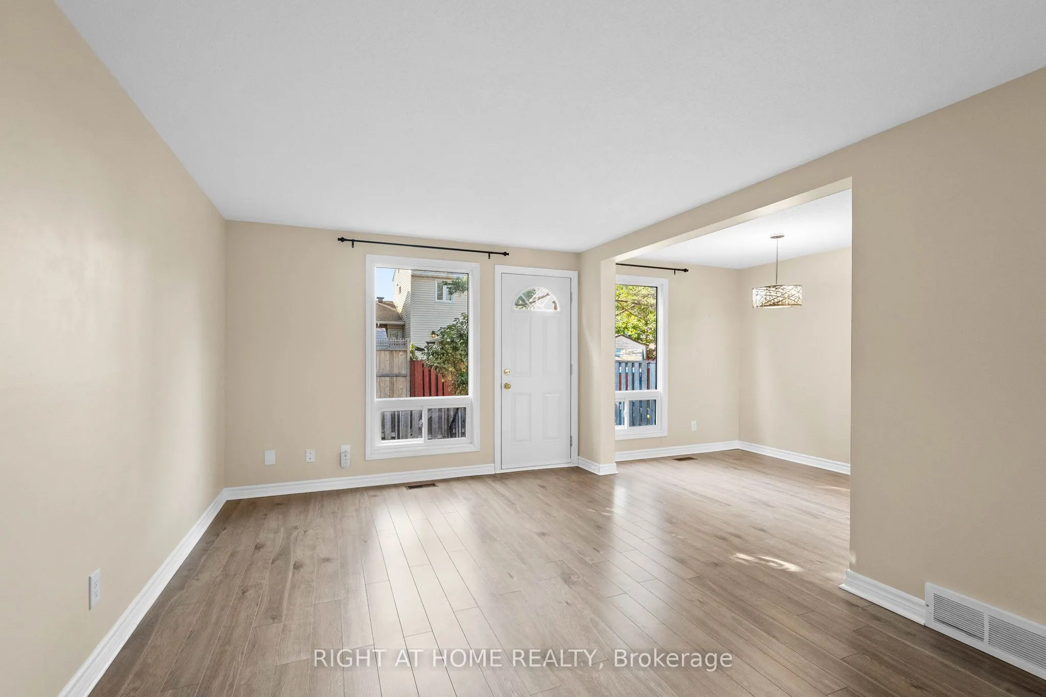 235 THISTLEDOWN Court, #29