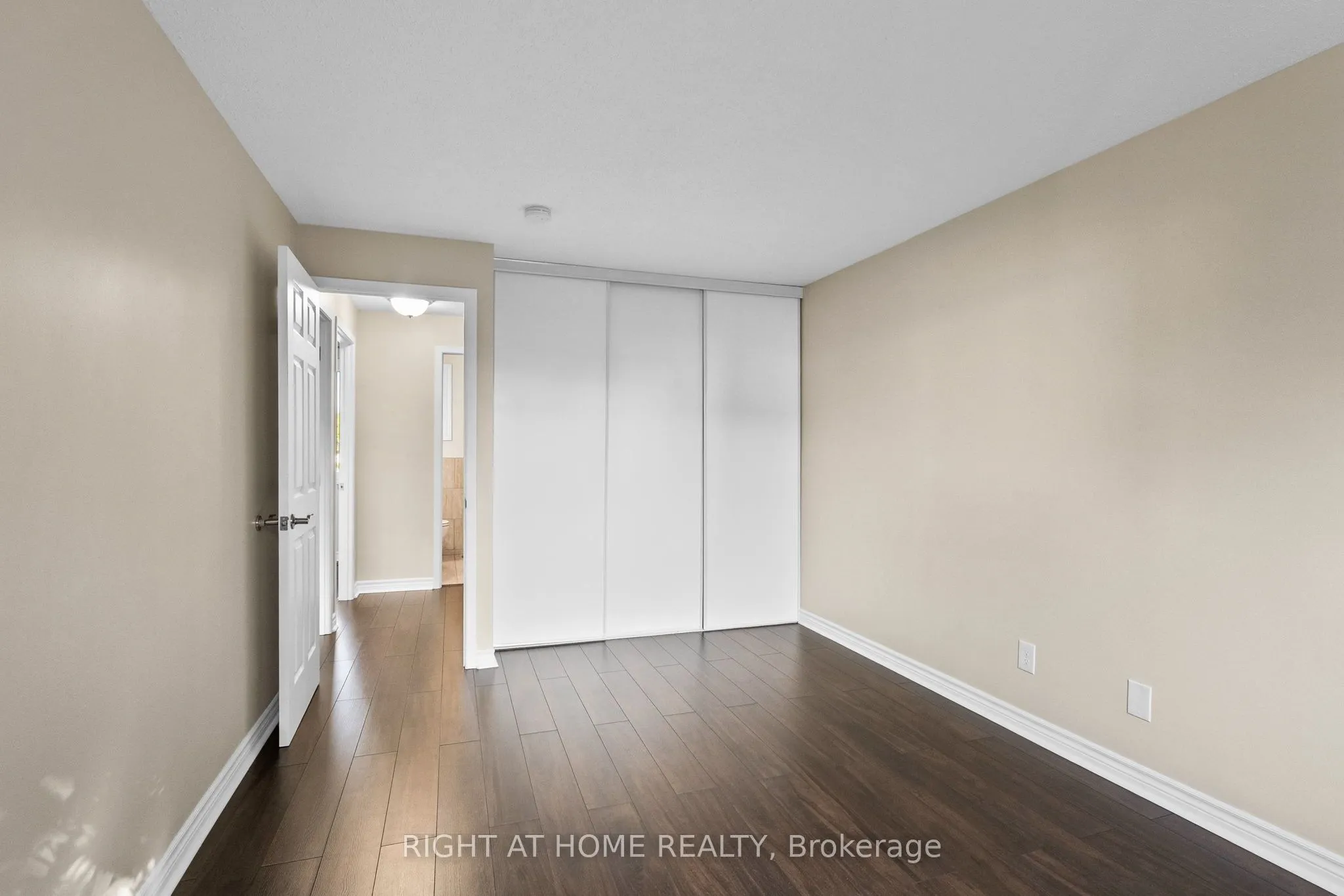 235 THISTLEDOWN Court, #29