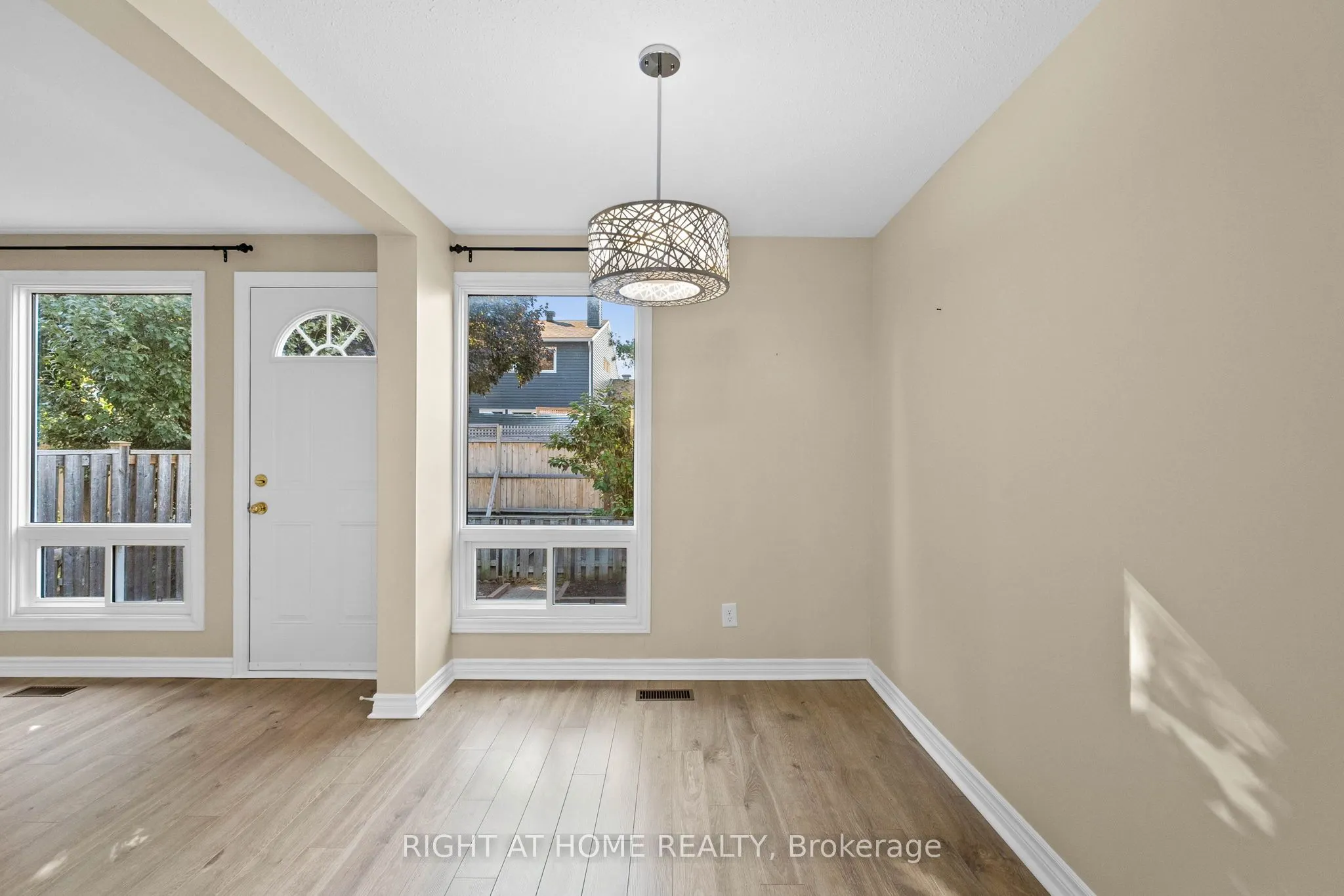 235 THISTLEDOWN Court, #29