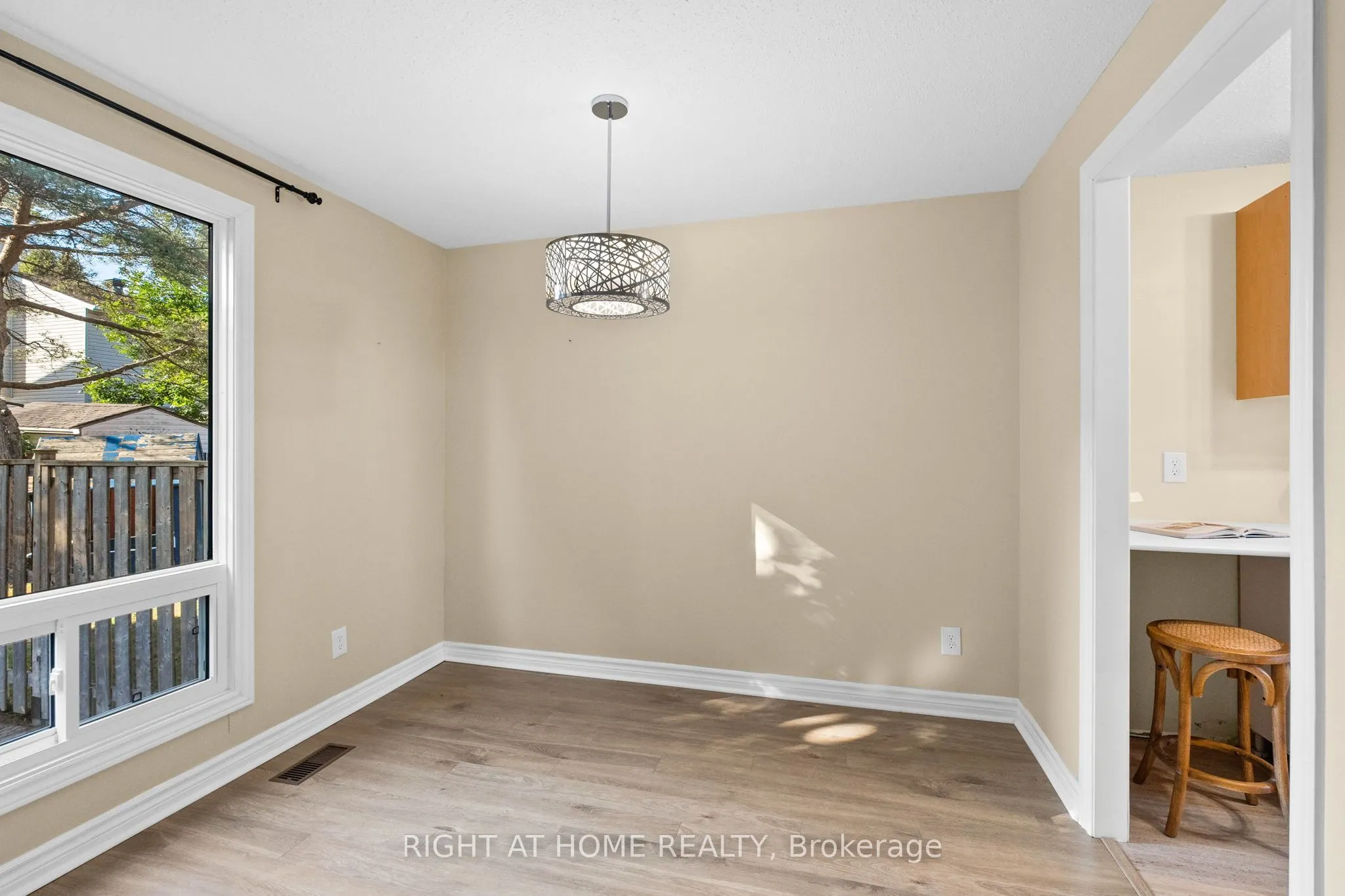 235 THISTLEDOWN Court, #29