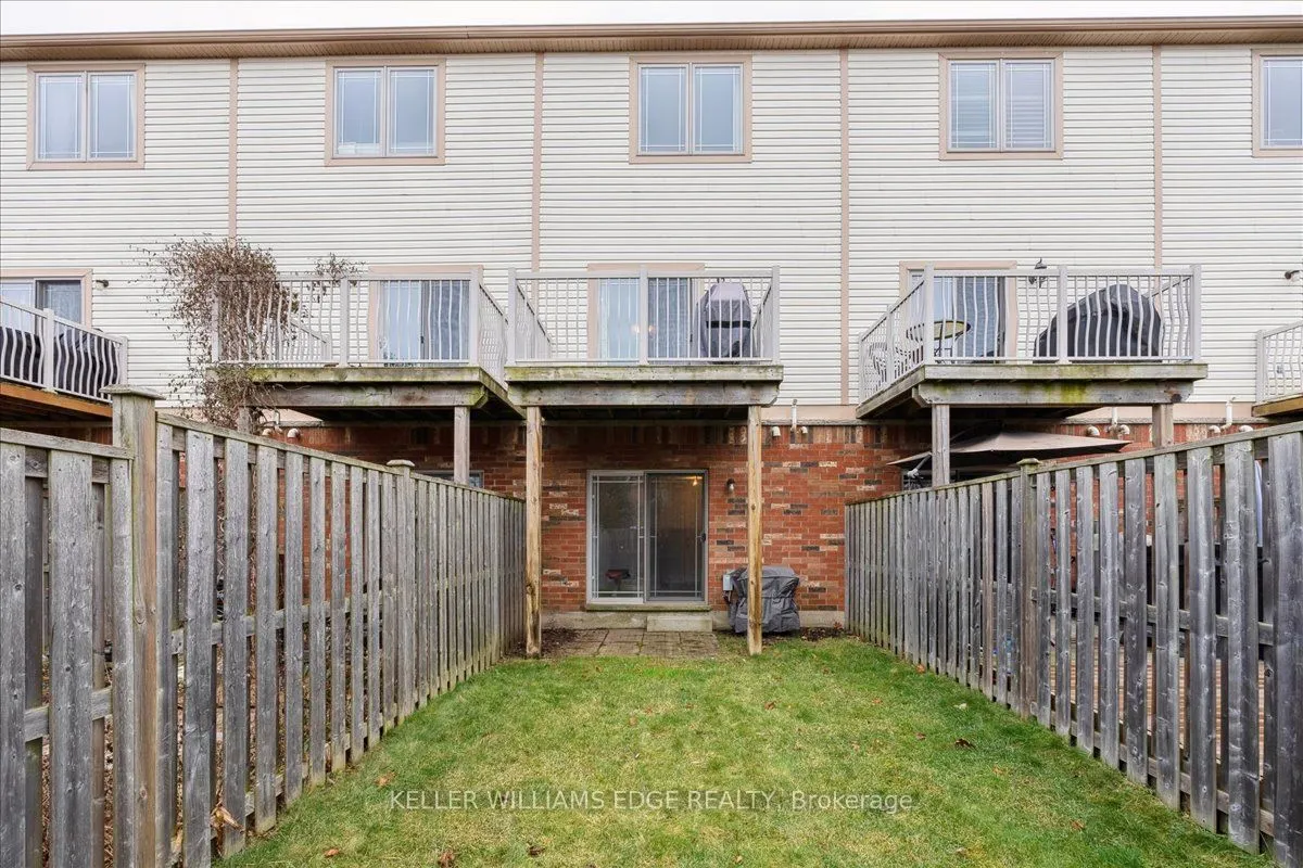 65 Willow Lane