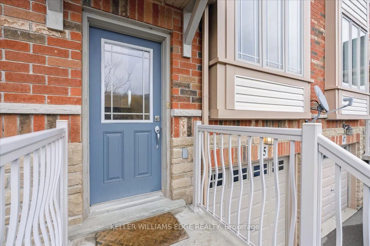 65 Willow Lane