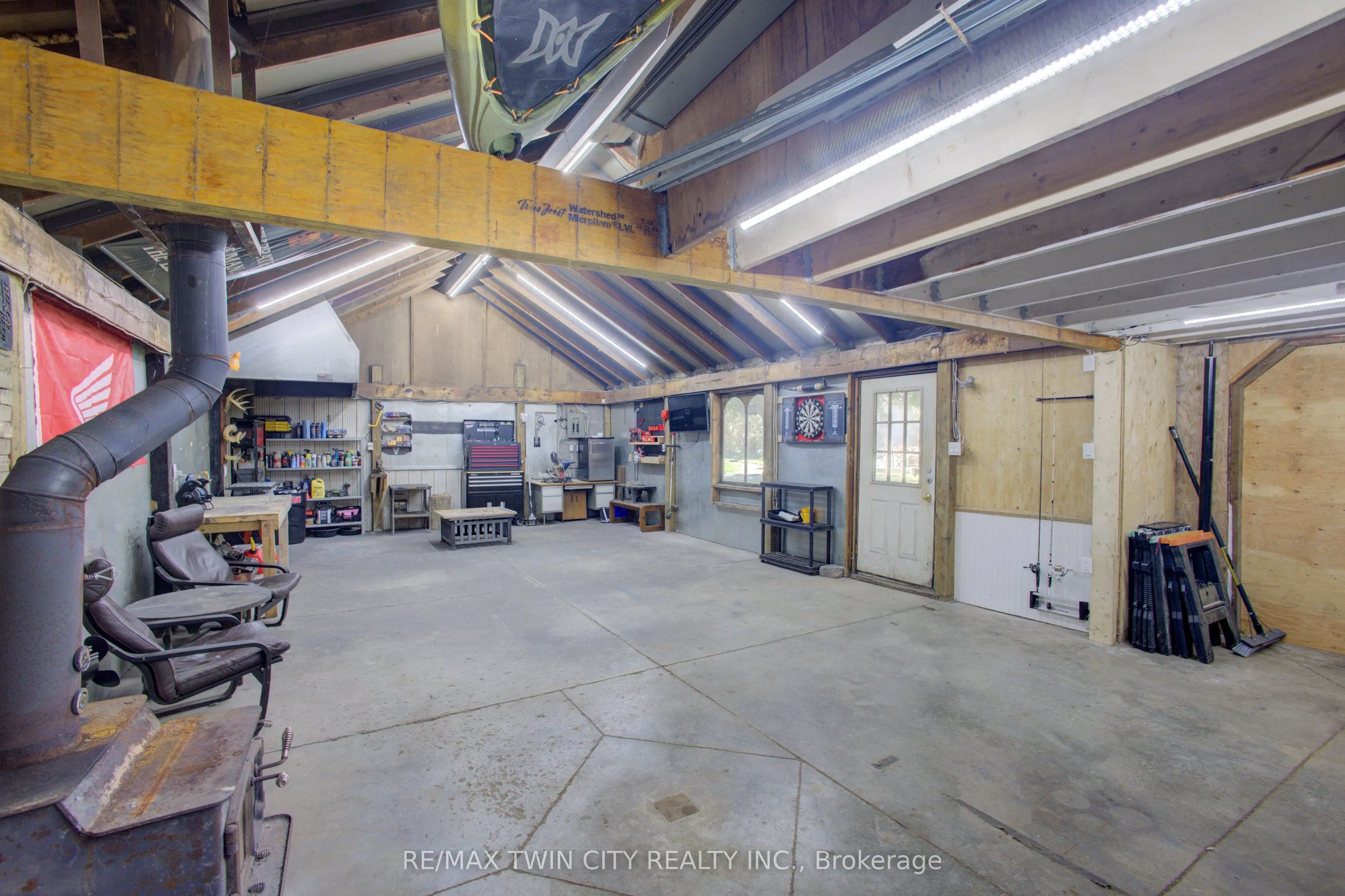 141 Goderich Street W