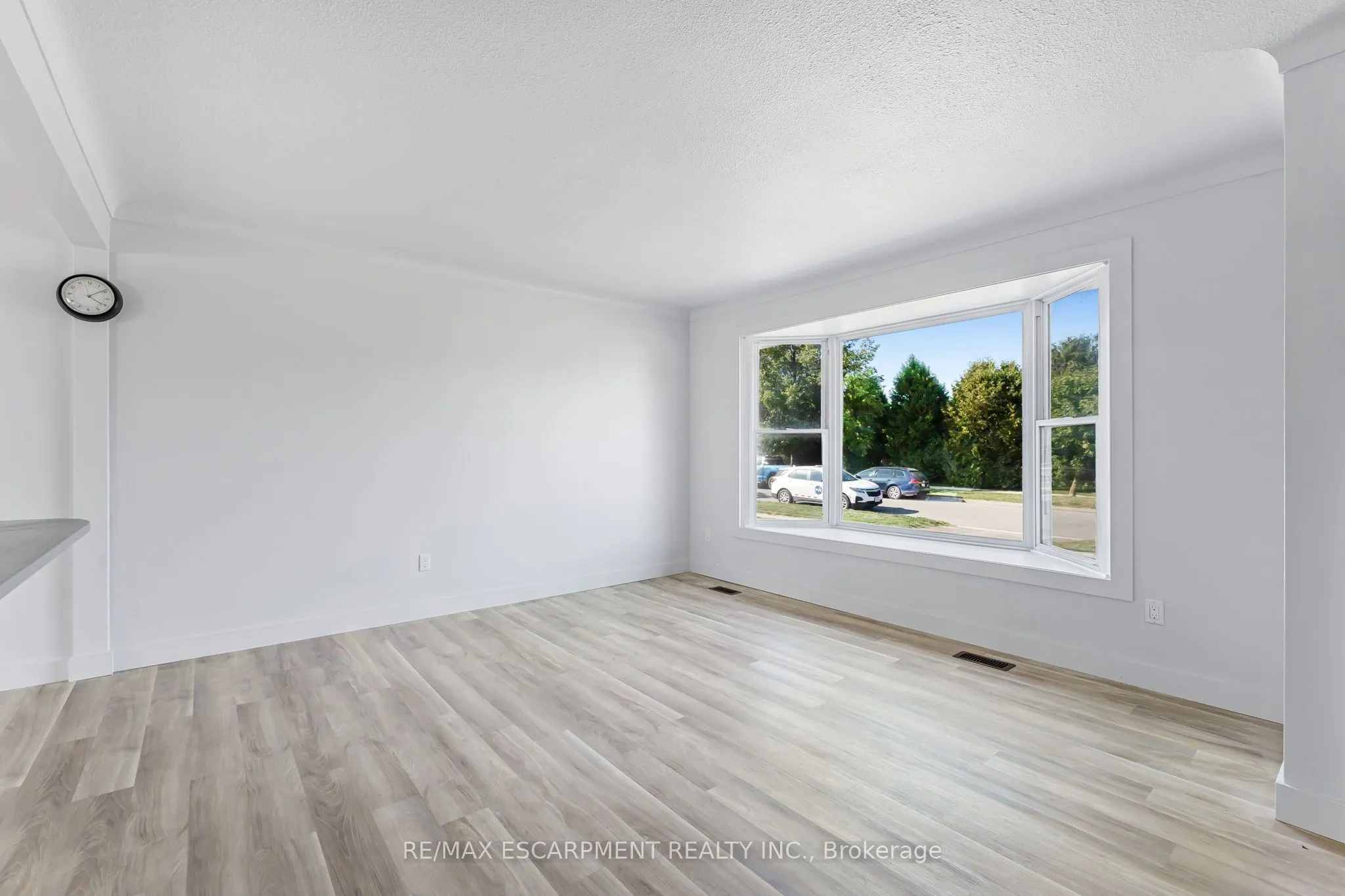 110 Pinehurst Drive, #Main