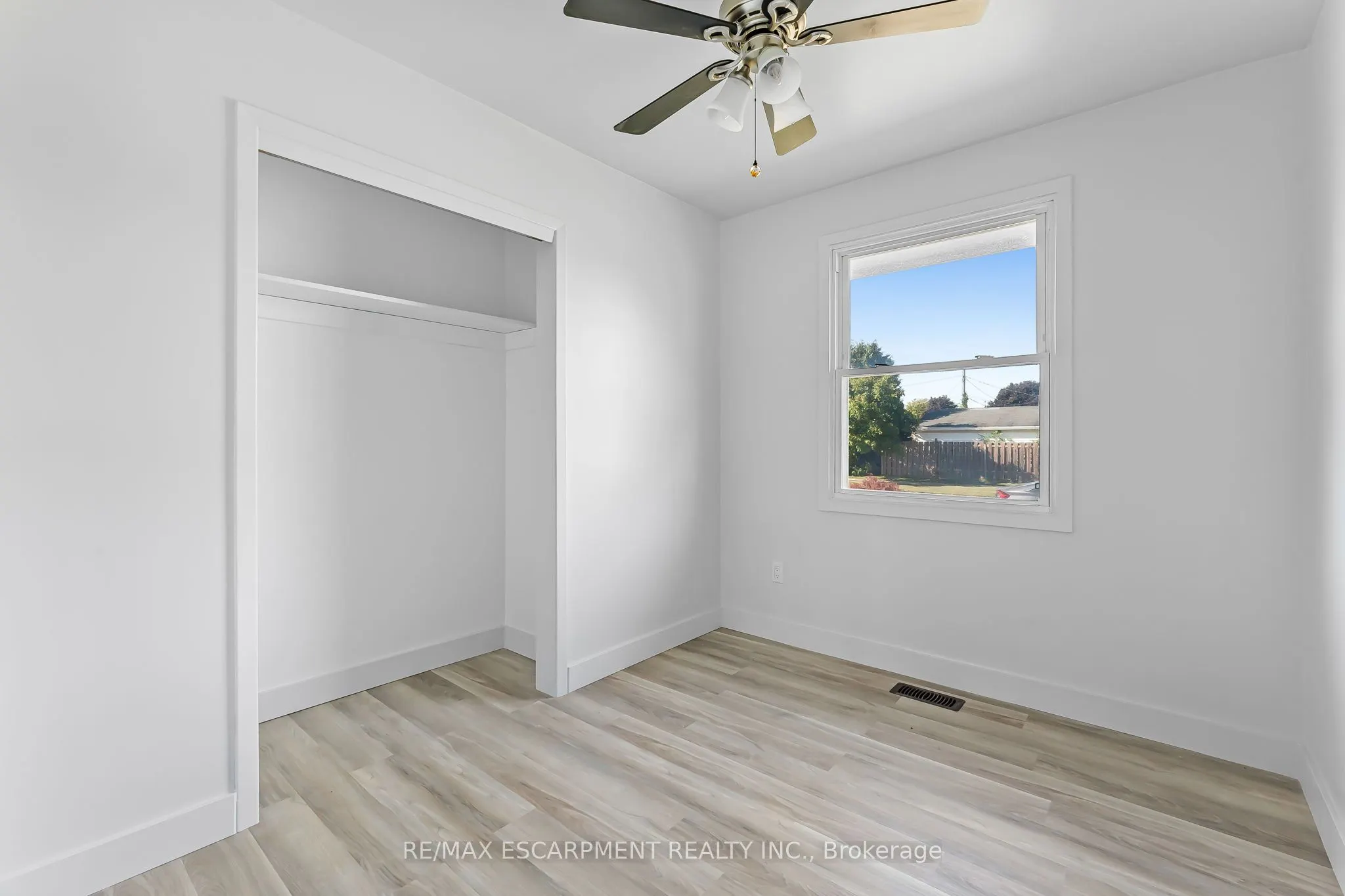 110 Pinehurst Drive, #Main