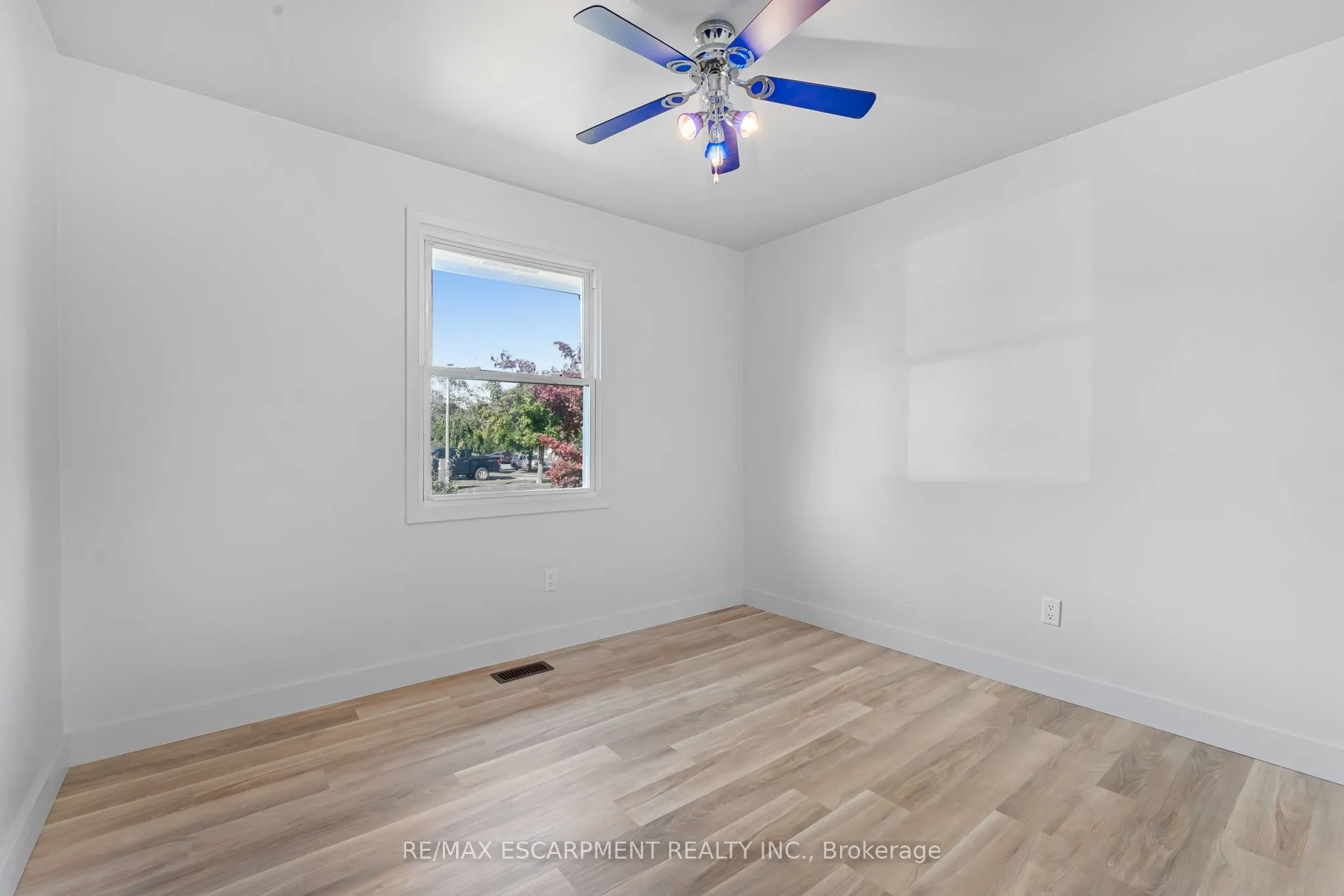 110 Pinehurst Drive, #Main