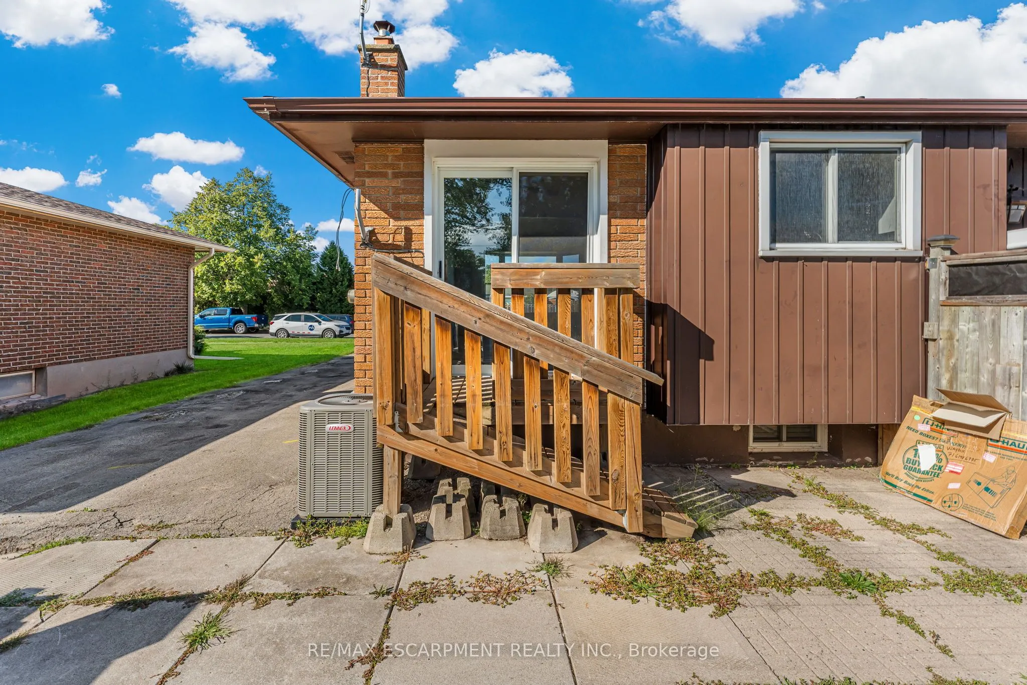 110 Pinehurst Drive, #Main