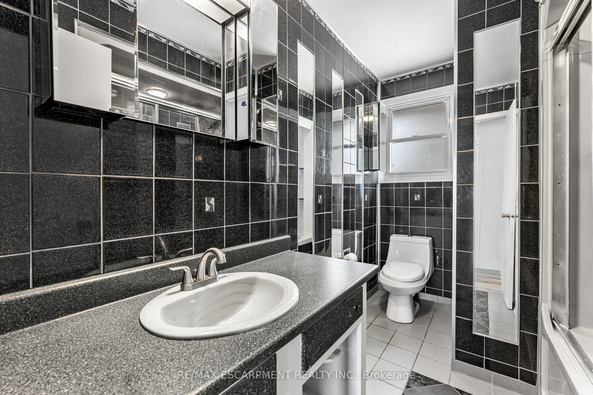 110 Pinehurst Drive, #Main