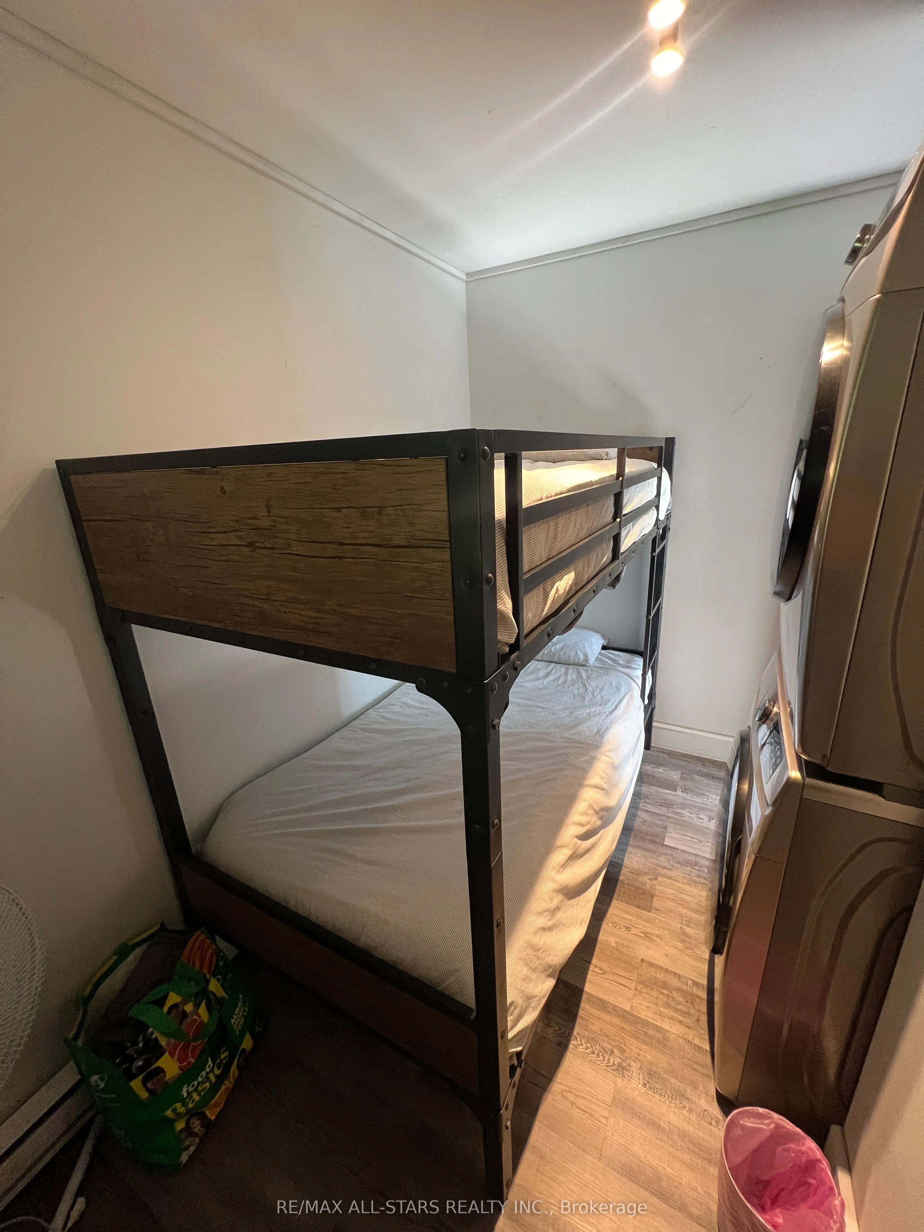 9 Sackitt Road