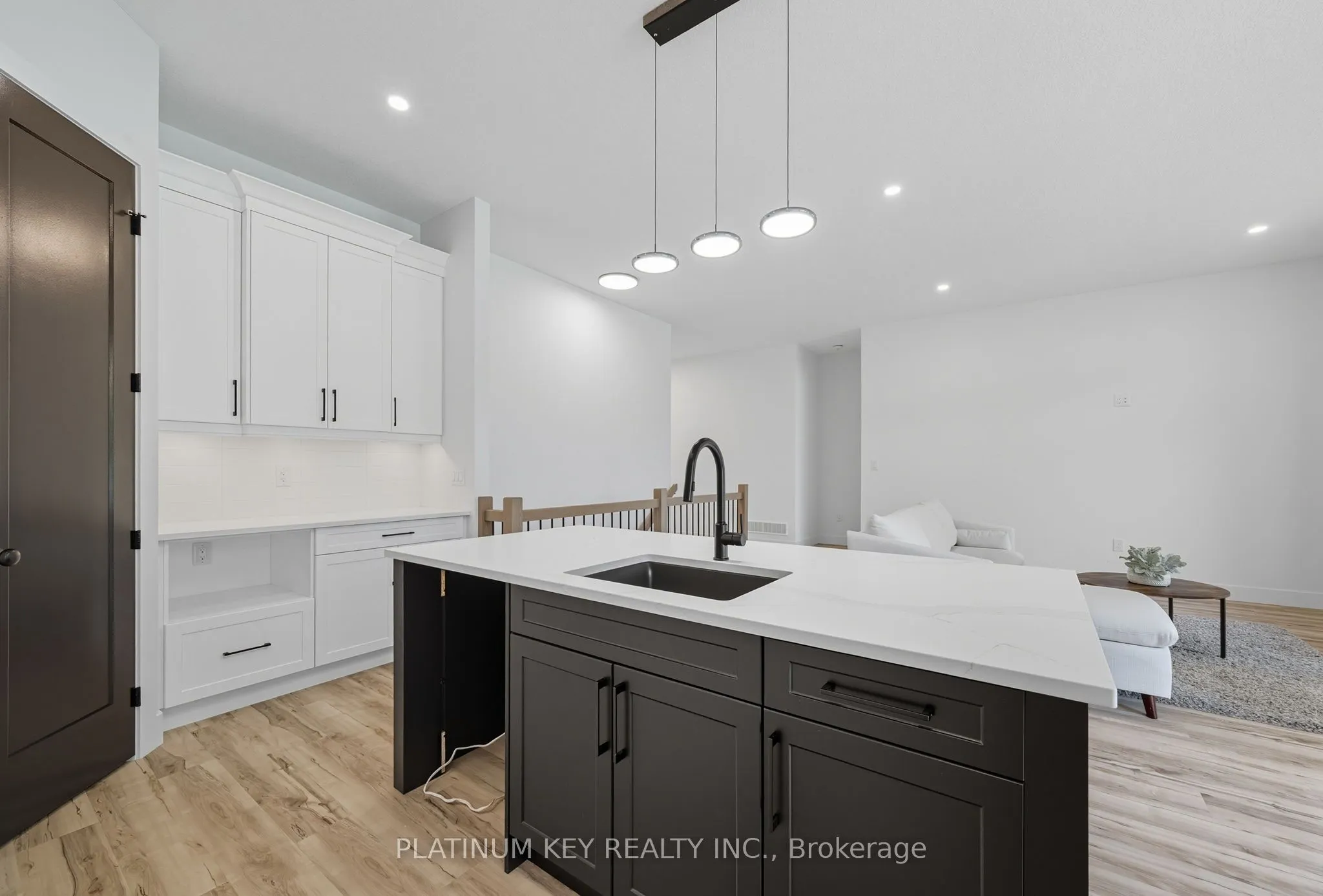32 BRISCOE Crescent