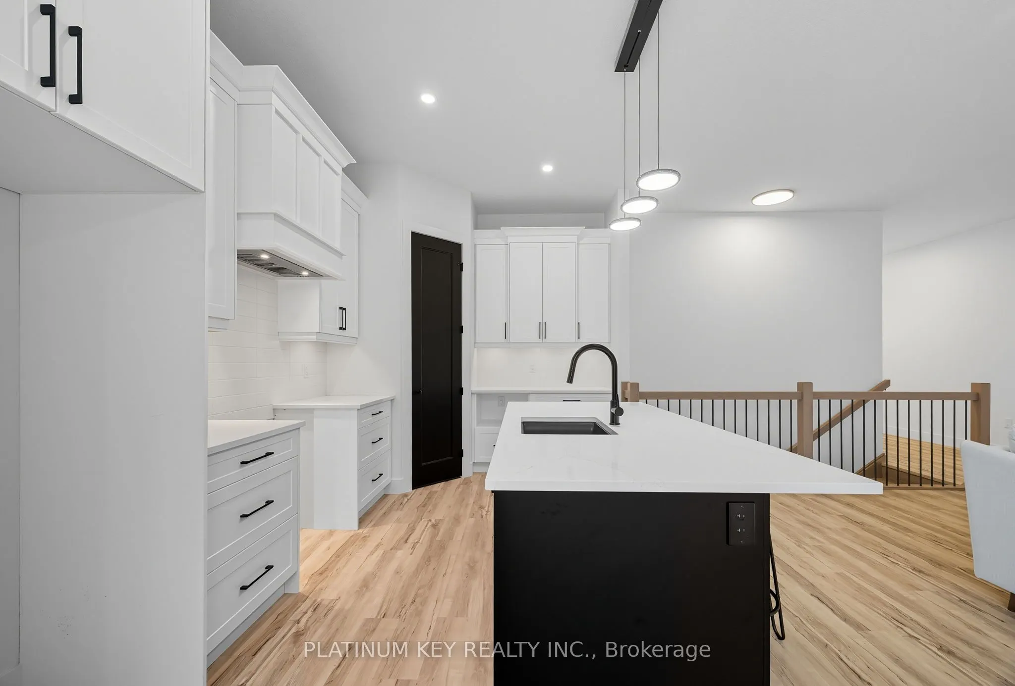 32 BRISCOE Crescent