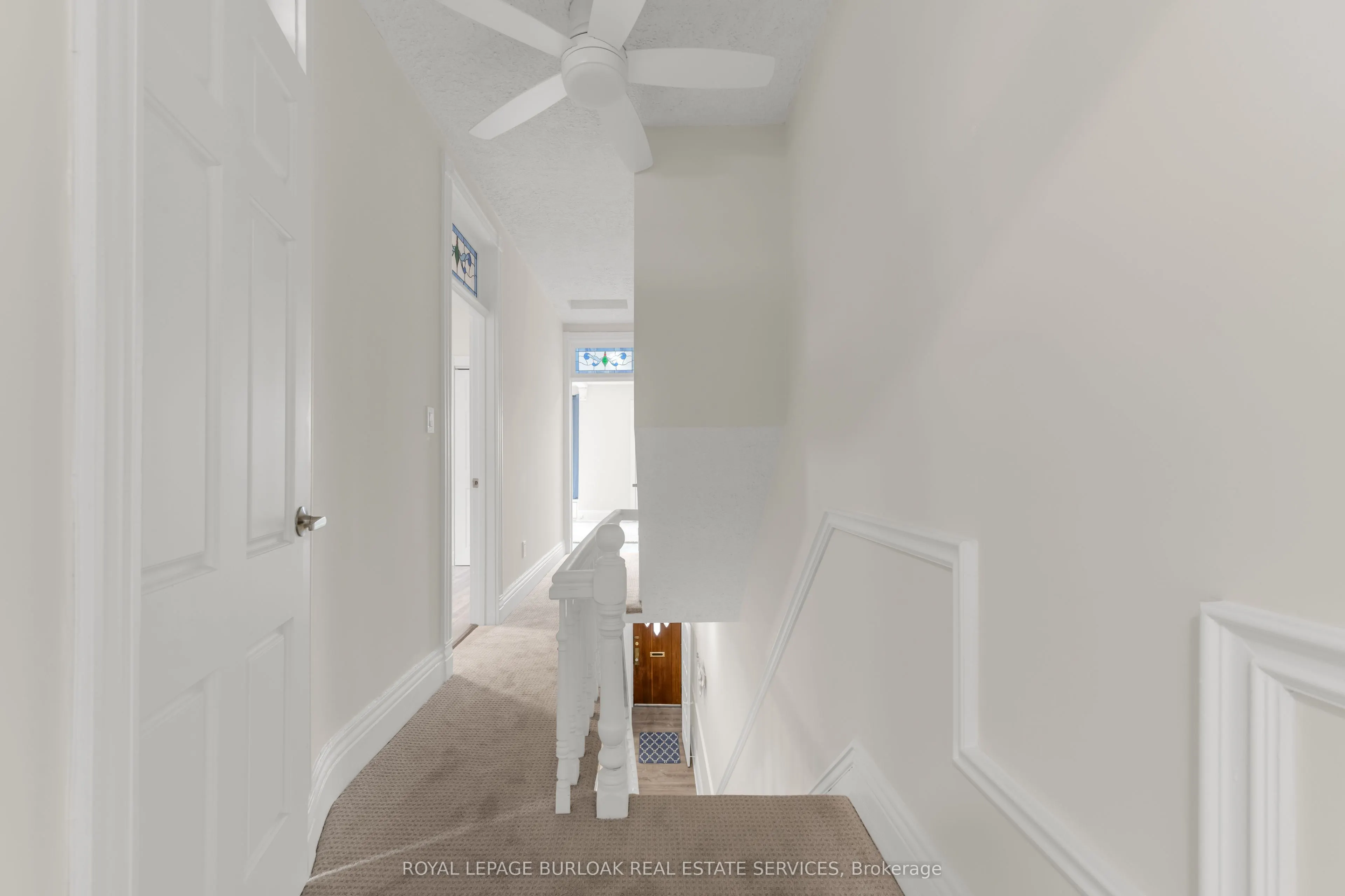16 Murray Street E