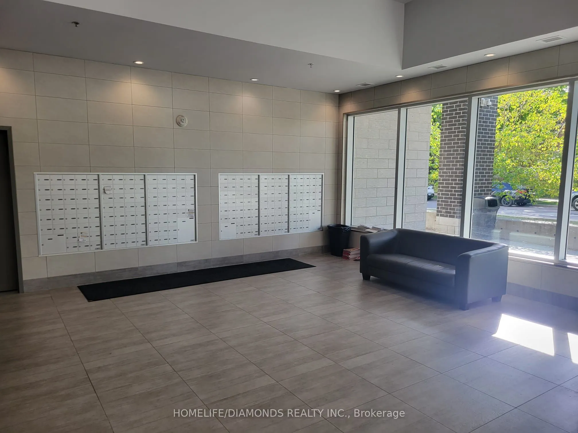 318 SPRUCE Street, #1705