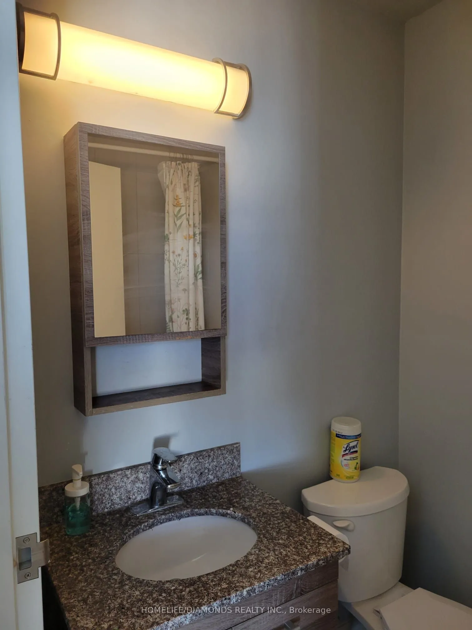 318 SPRUCE Street, #1705