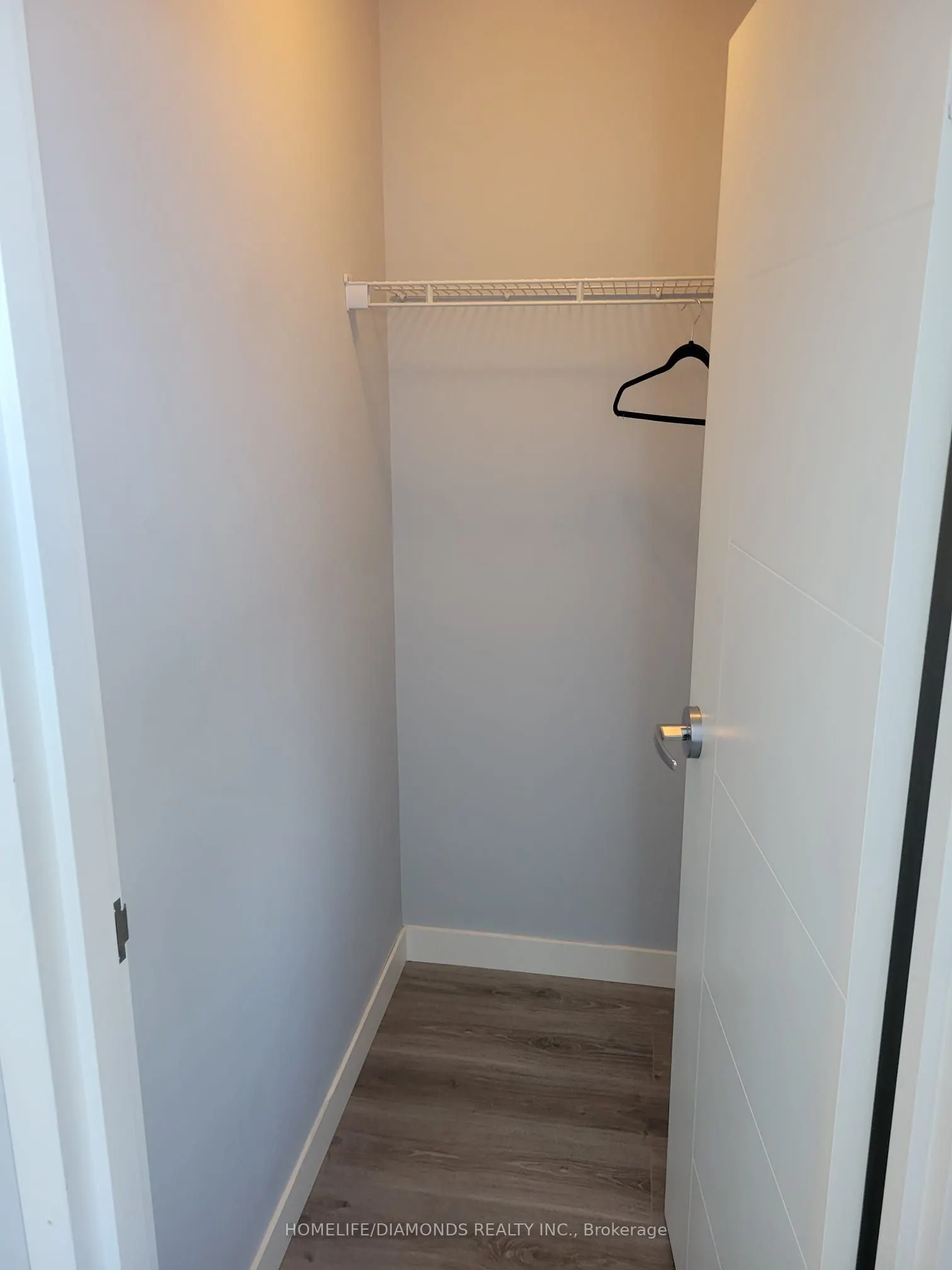 318 SPRUCE Street, #1705