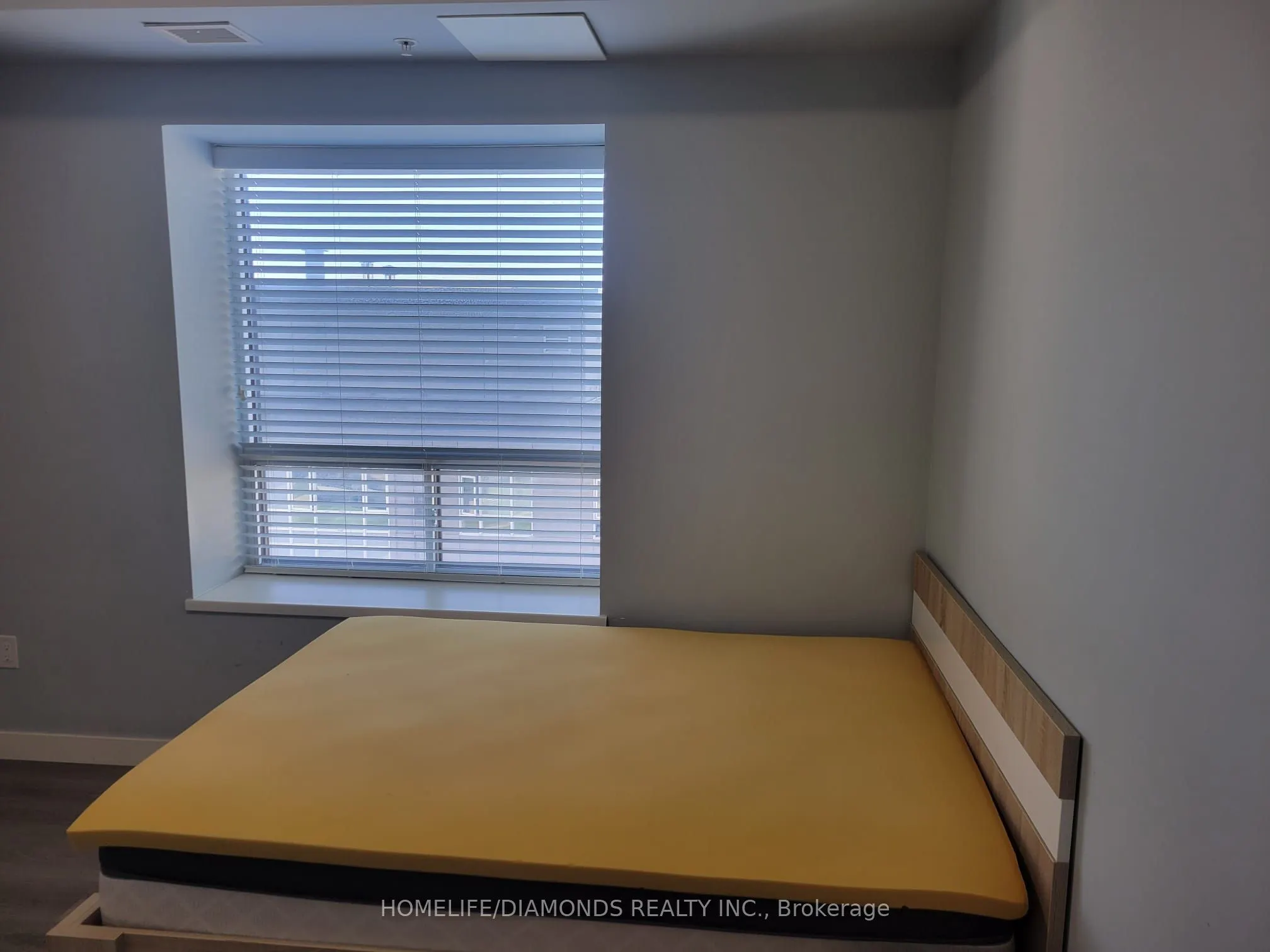 318 SPRUCE Street, #1705