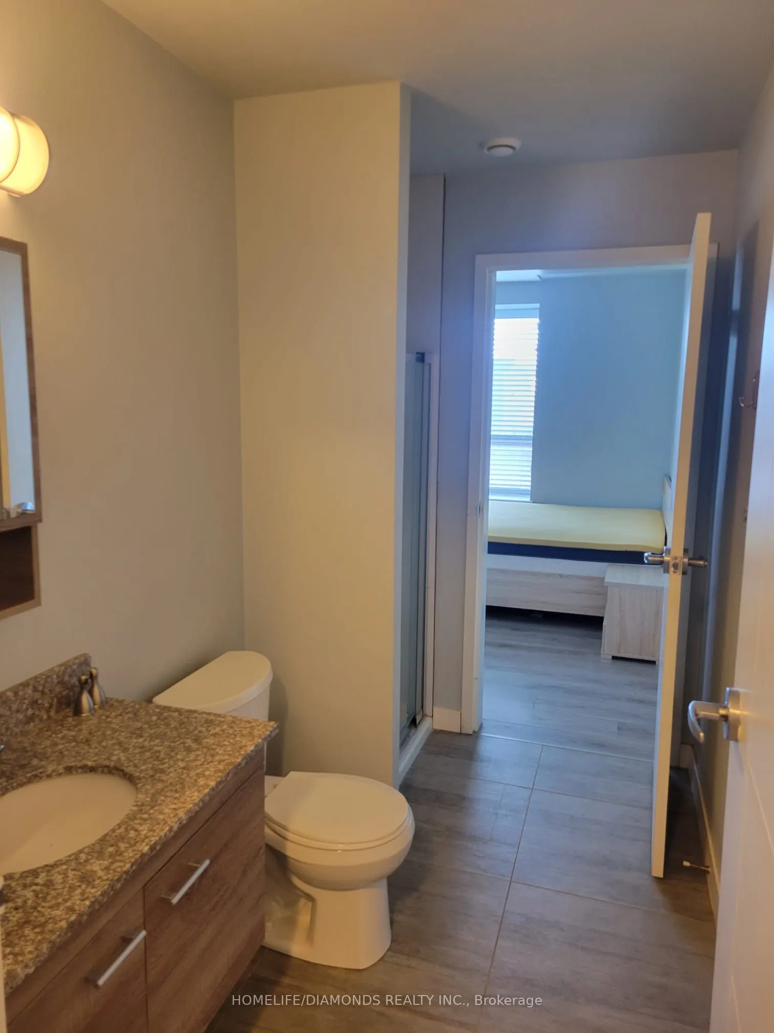 318 SPRUCE Street, #1705
