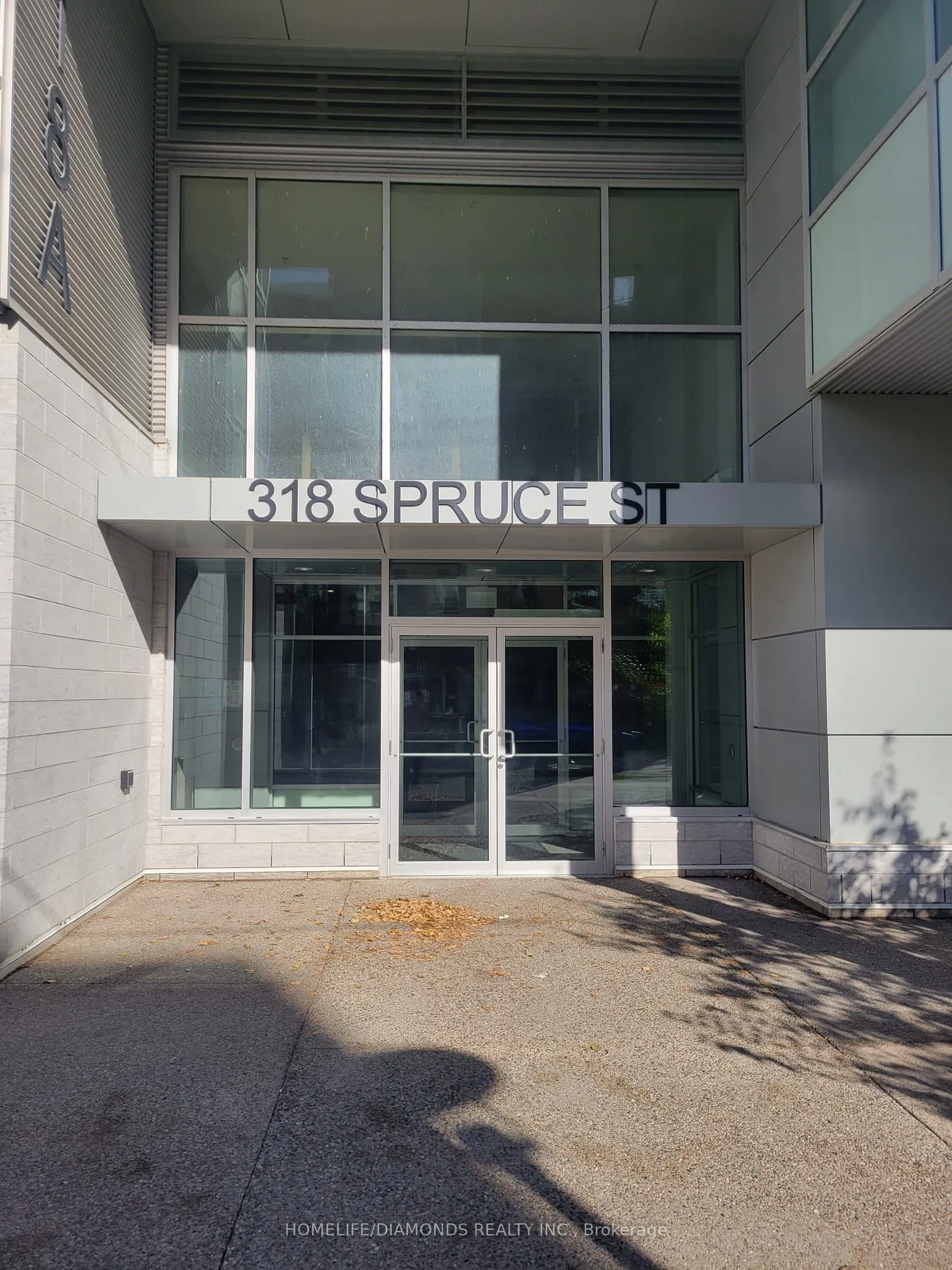 318 SPRUCE Street, #1705