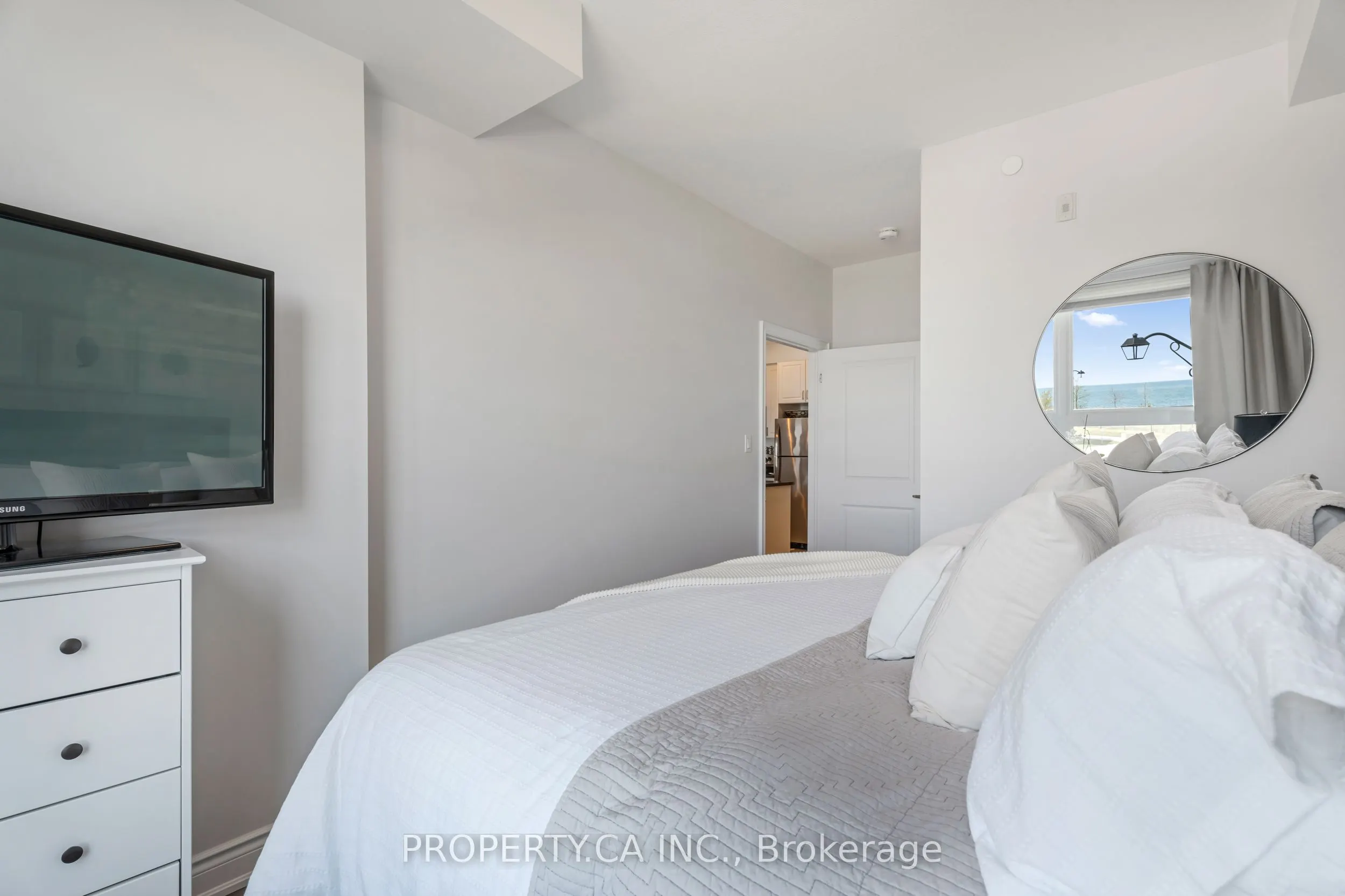 101 Shoreview Place, #239